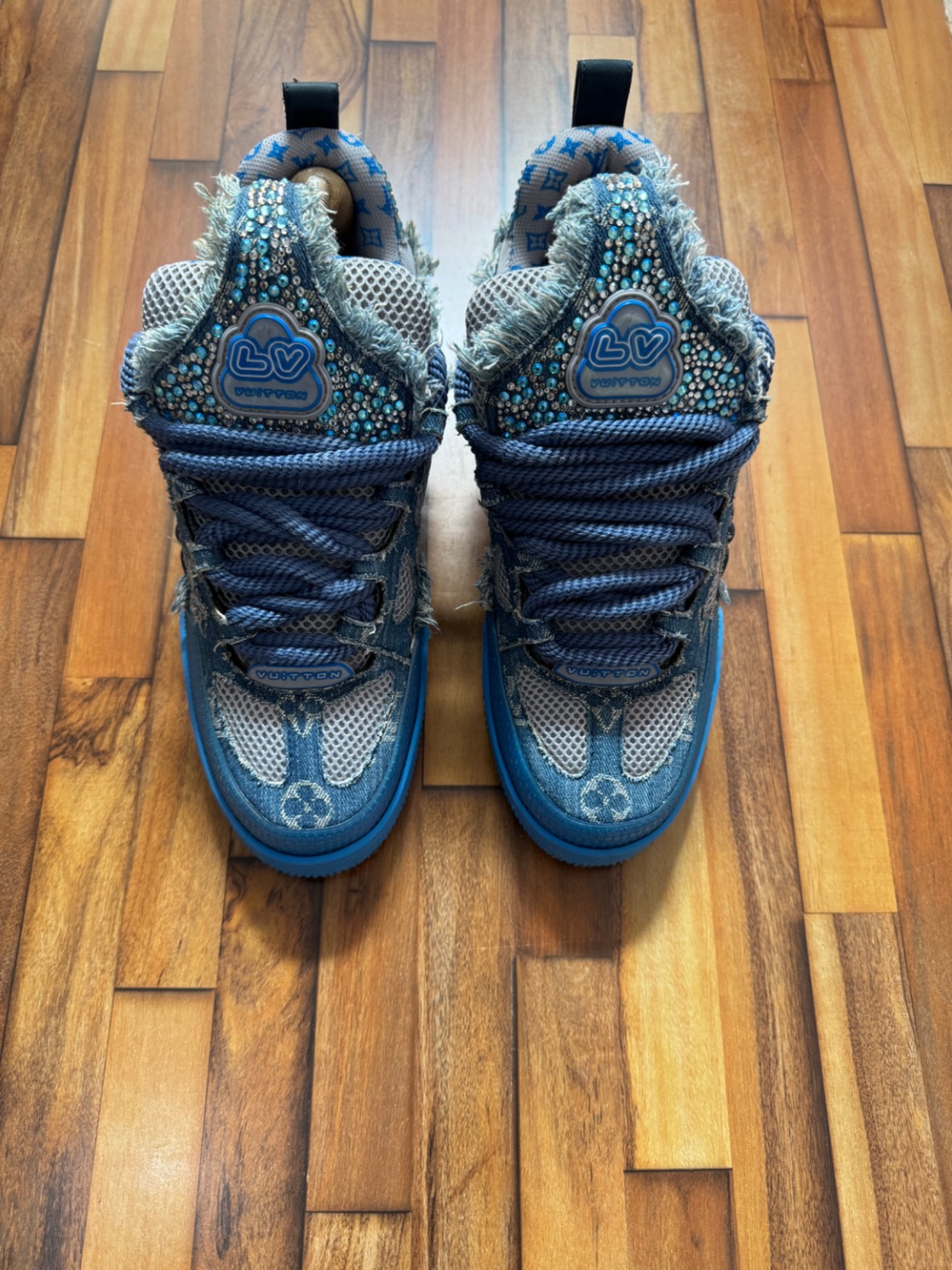 LOUIS VUITTON TRAINERS