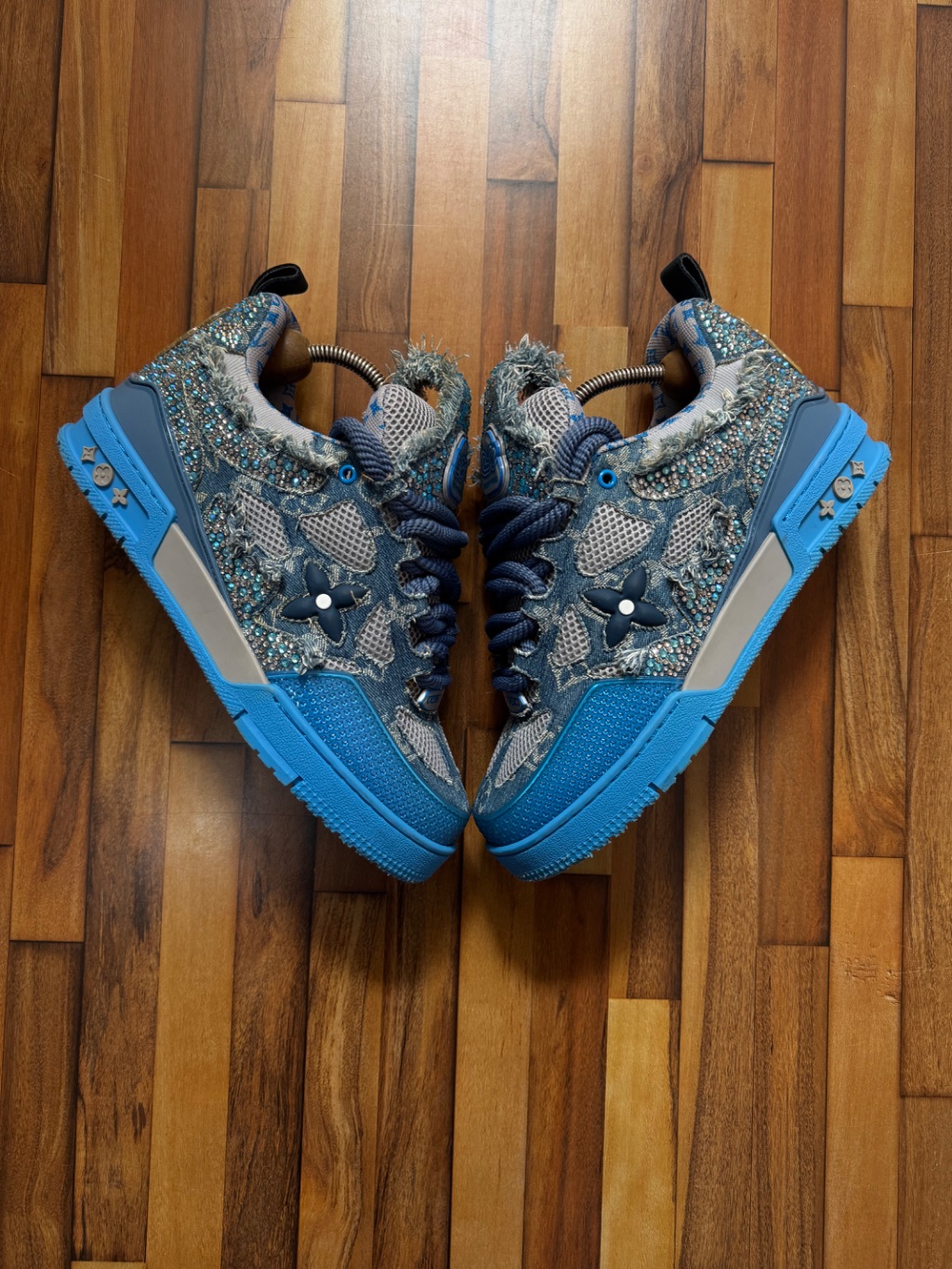 LOUIS VUITTON TRAINERS