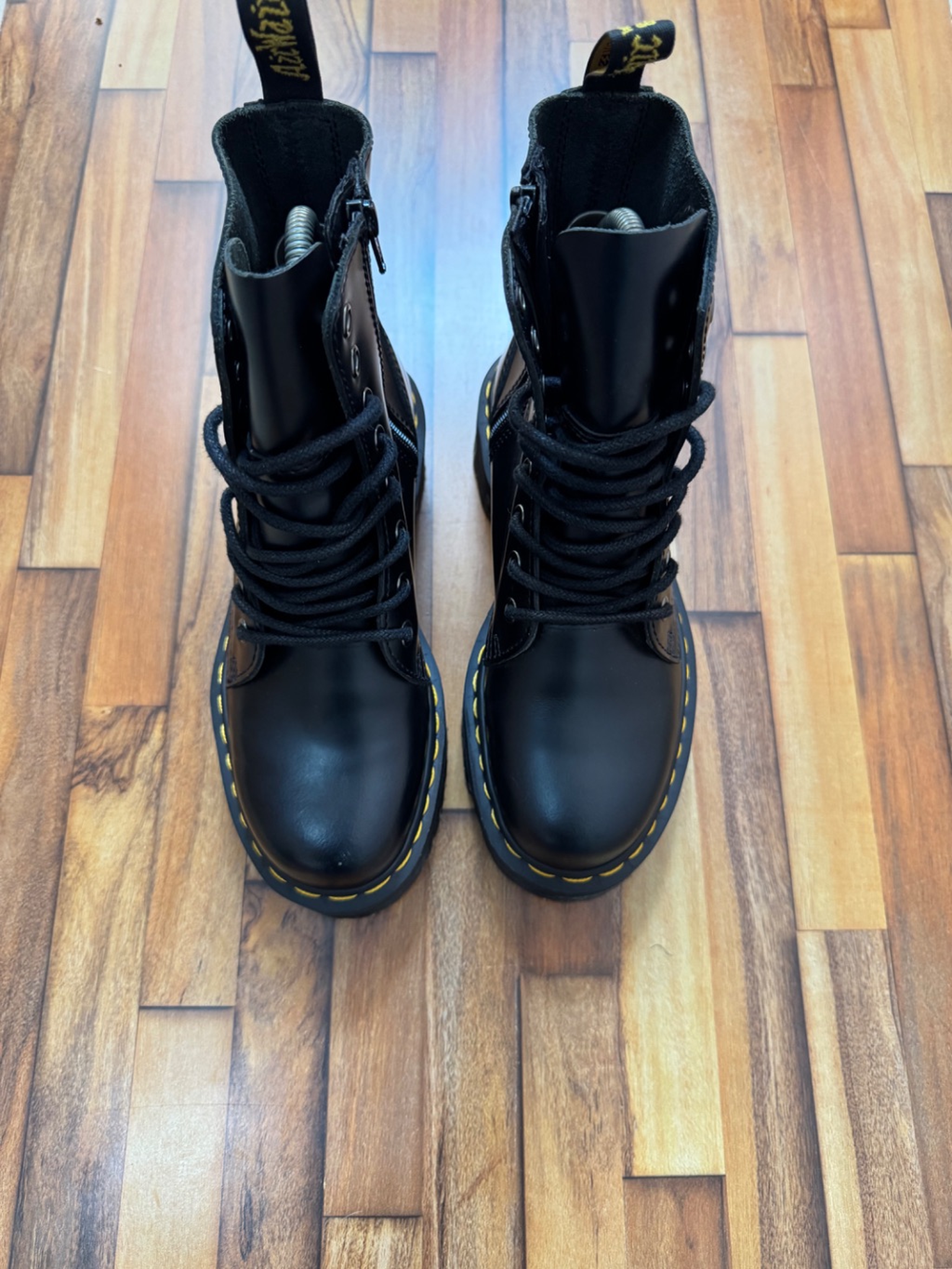 DR MARTENS PLATFORM 
