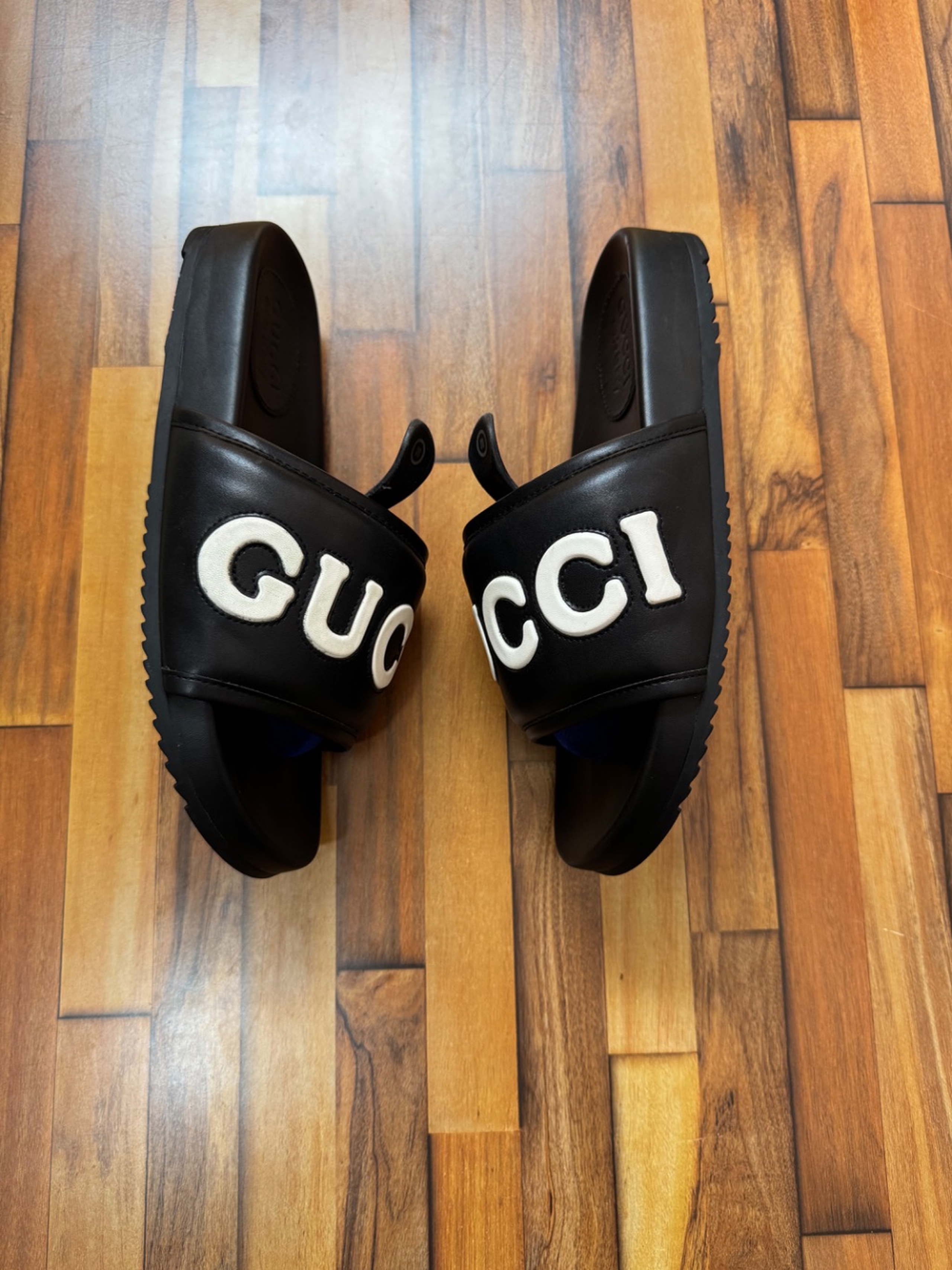 GUCCI SLIDES 🖤