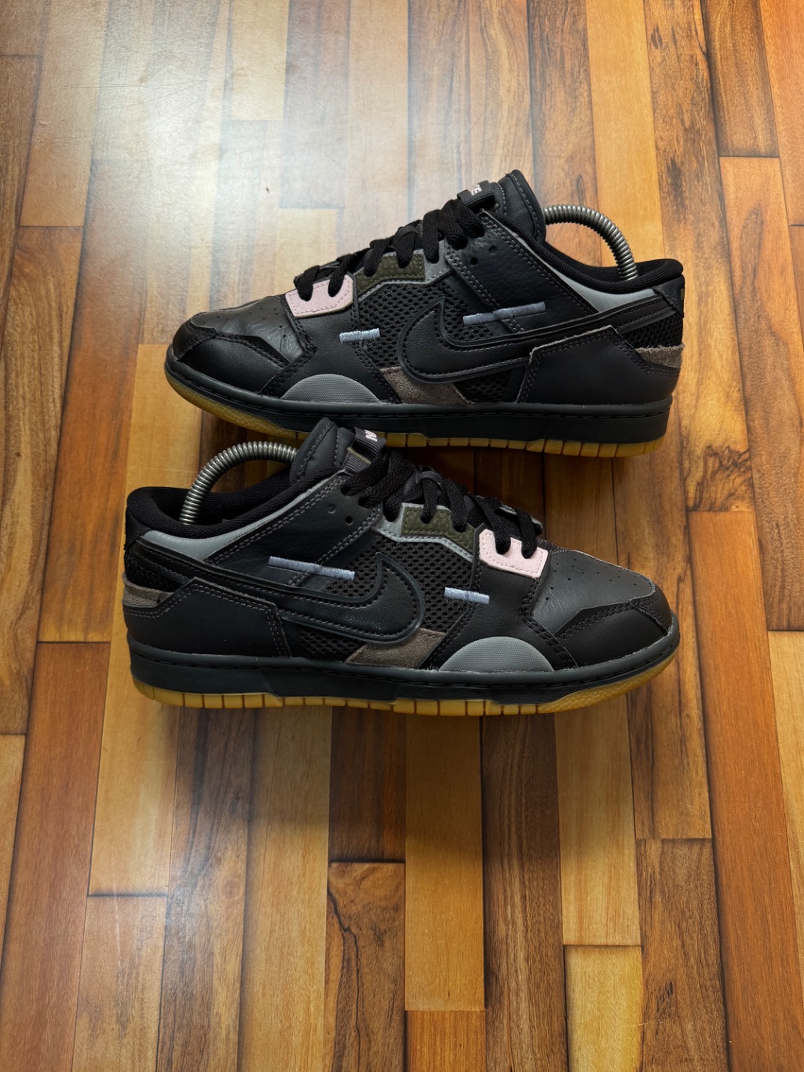 NIKE DUNKS