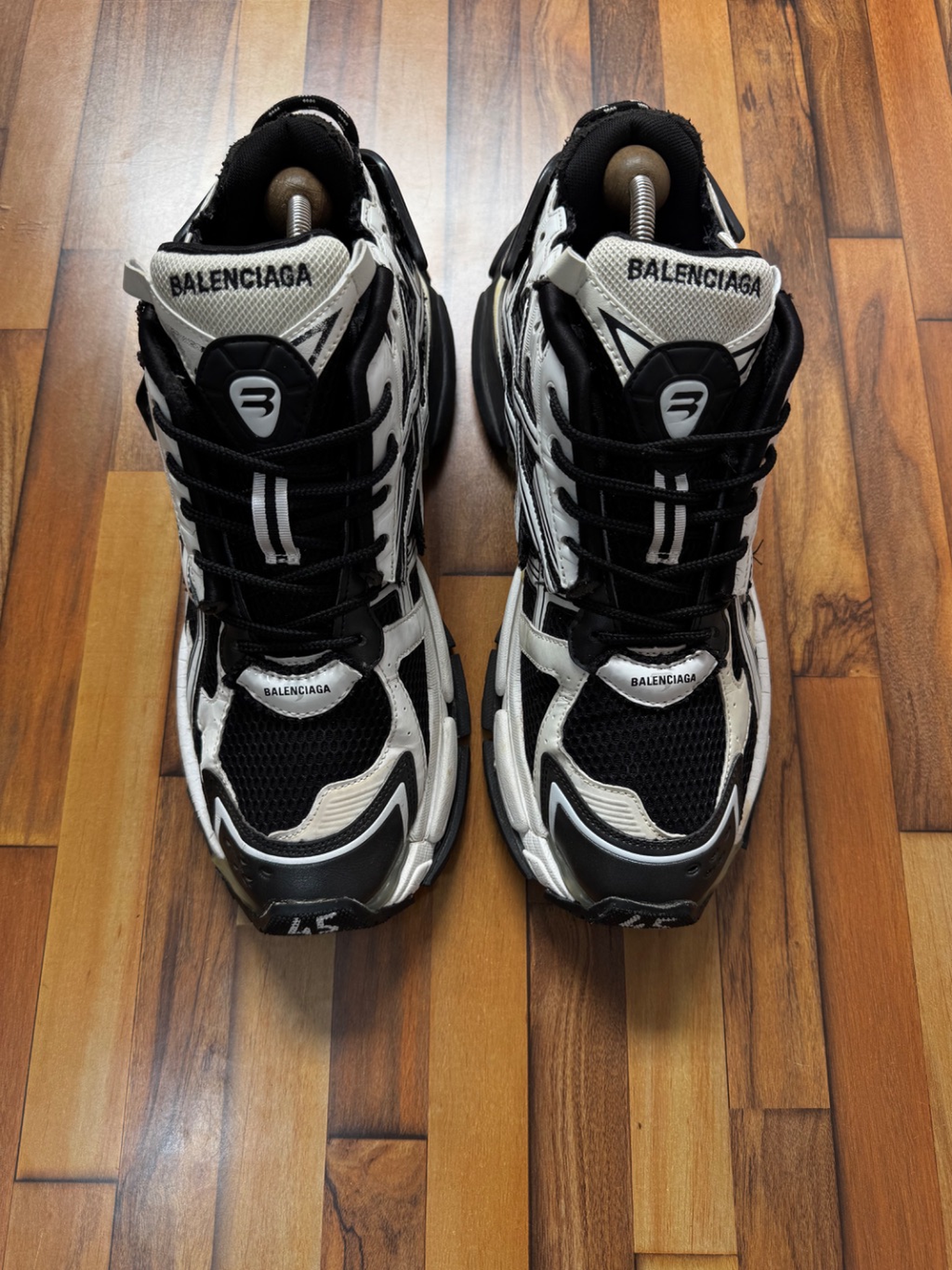 BALENCIAGA RUNNERS 