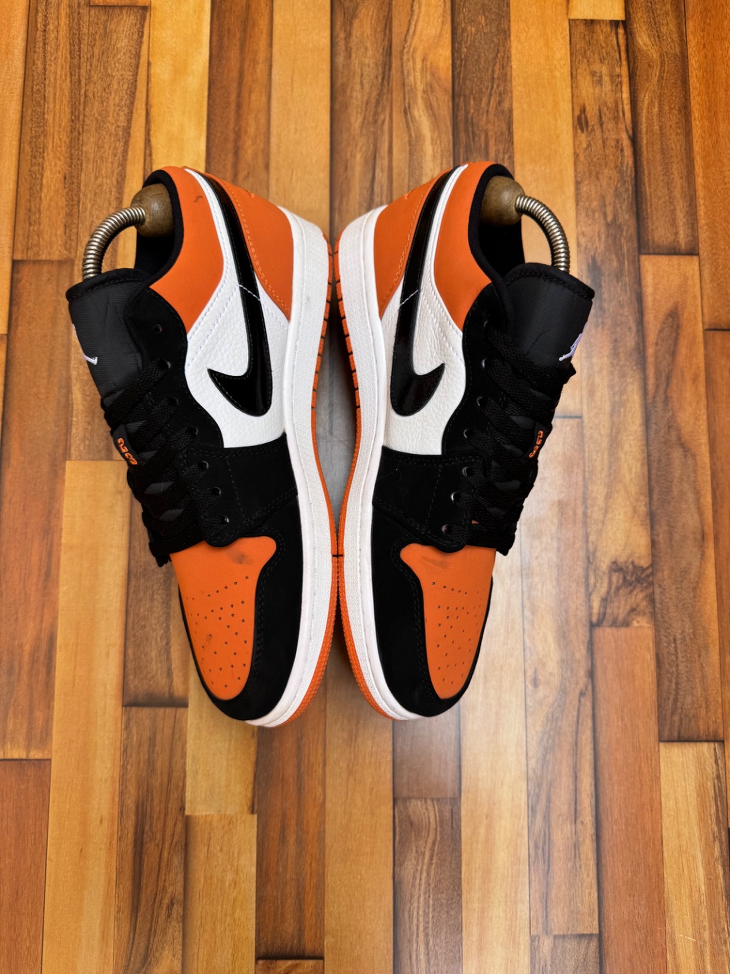 AIR JORDAN 1 LOW CUT