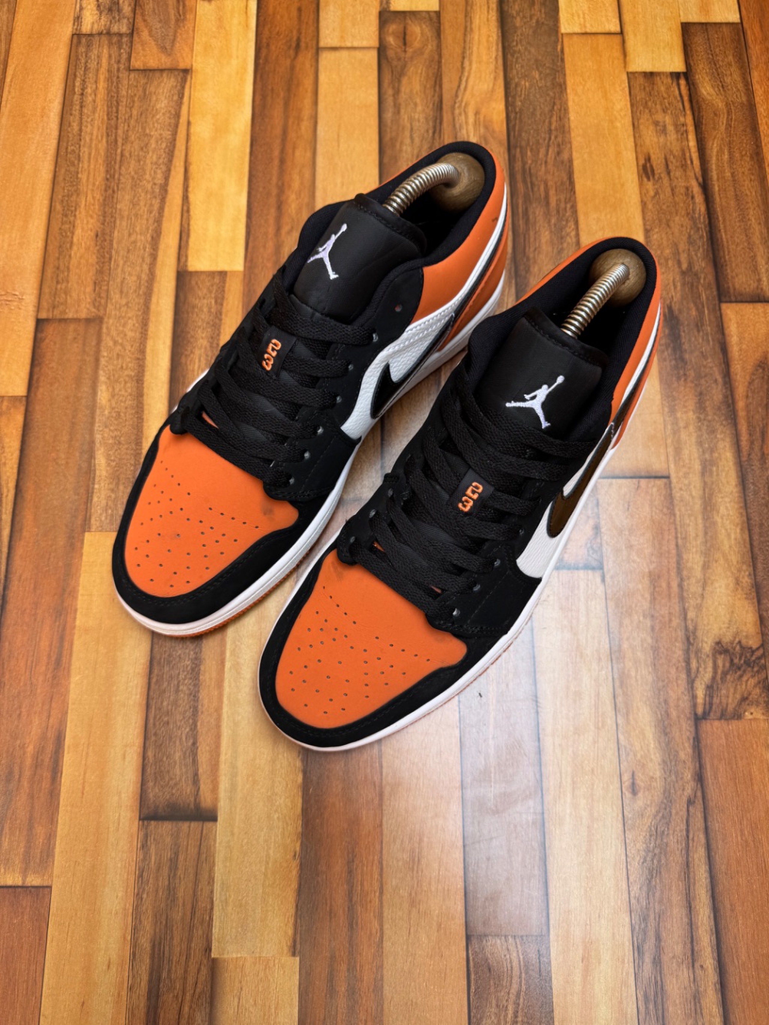 AIR JORDAN 1 LOW CUT