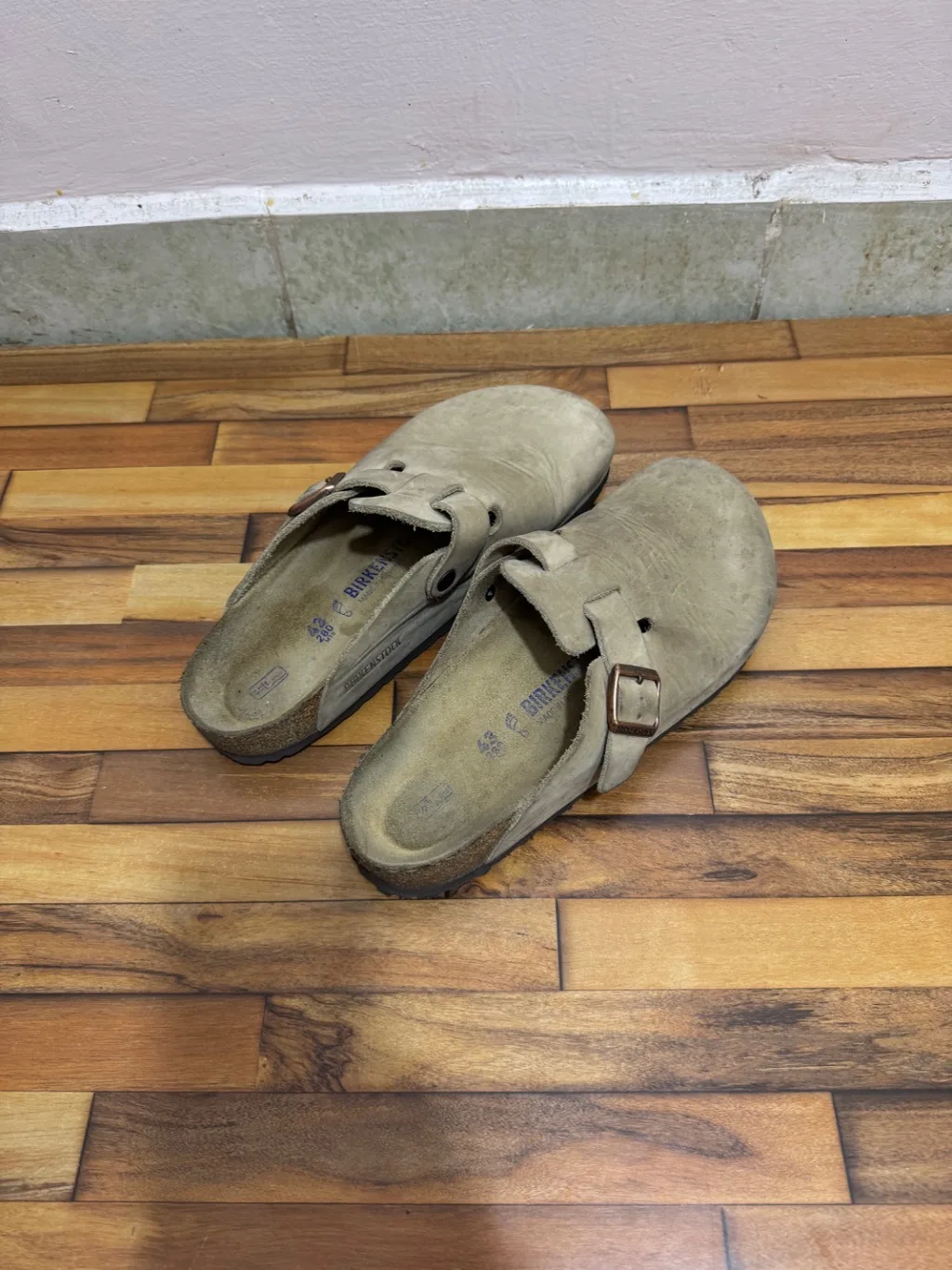 BIRKENSTOCK CLOGS 🤎