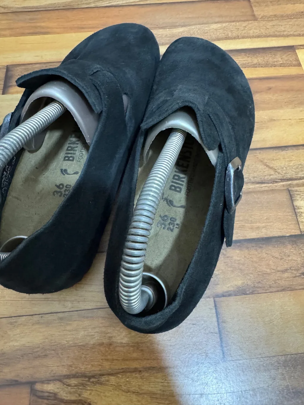 BIRKENSTOCK LONDON CLOGS