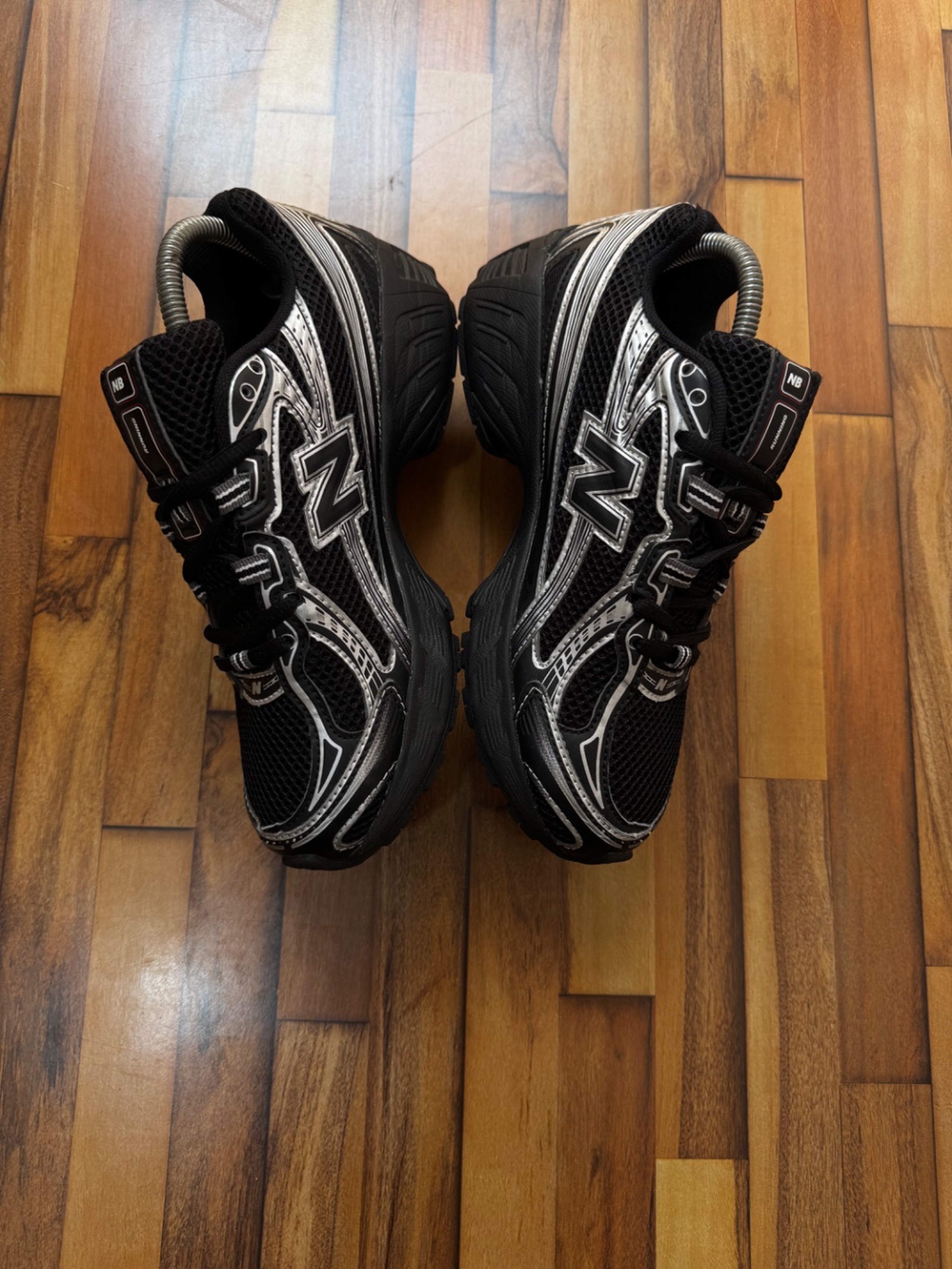 NEWBALANCE 740 🖤