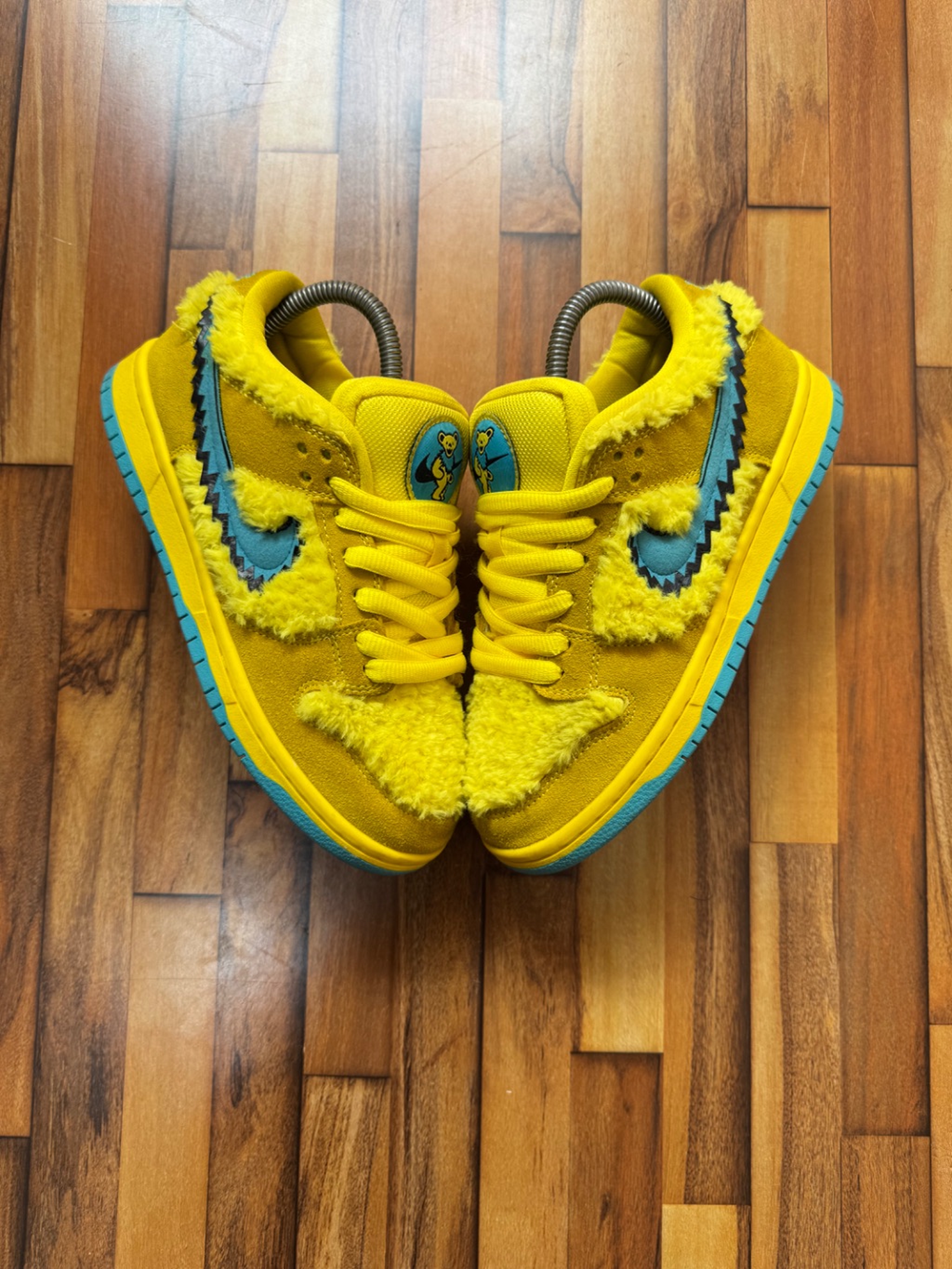 NIKE SB DUNKS GREATFUL DEAD 💛