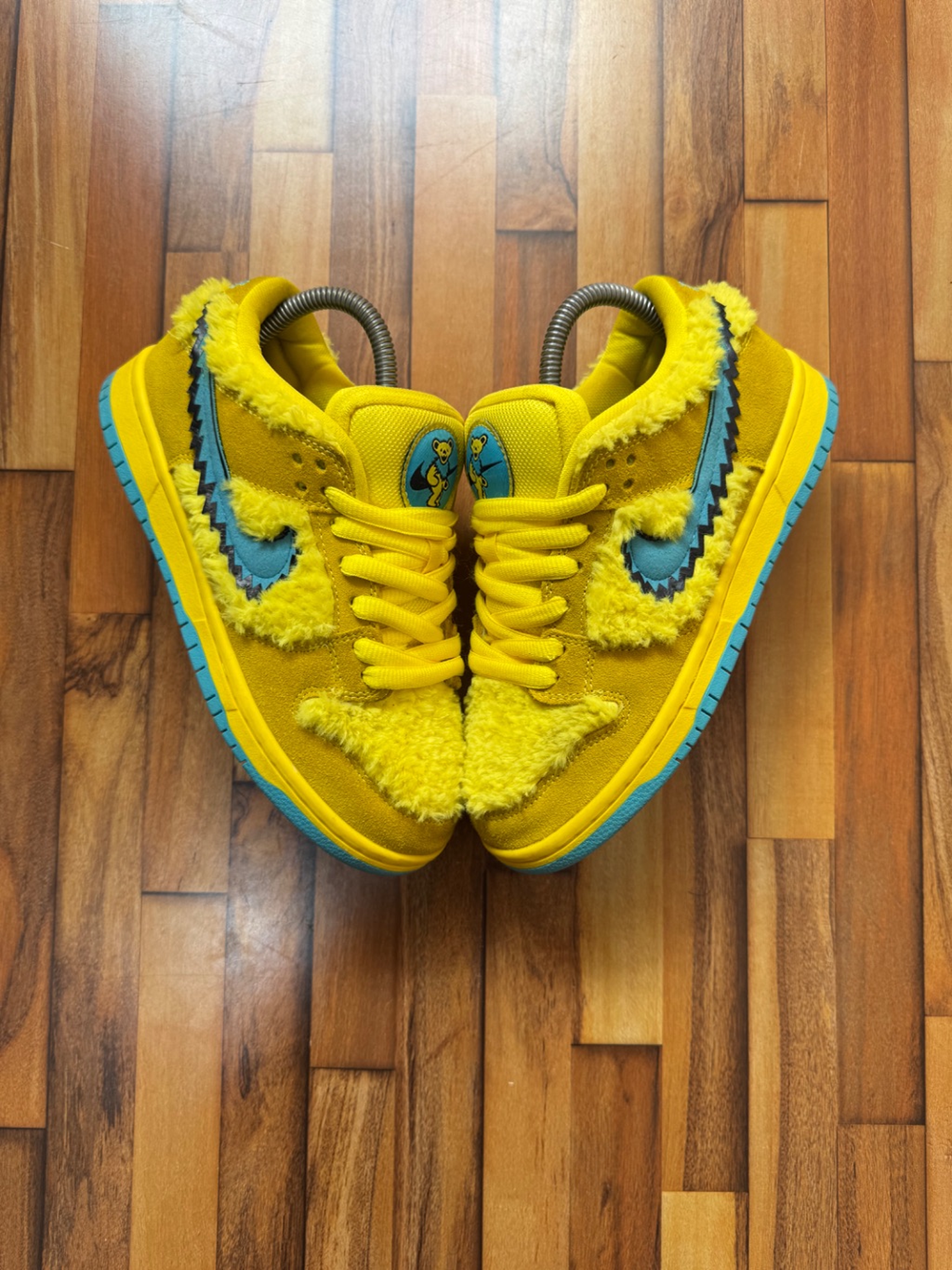 NIKE SB DUNKS GREATFUL DEAD 💛