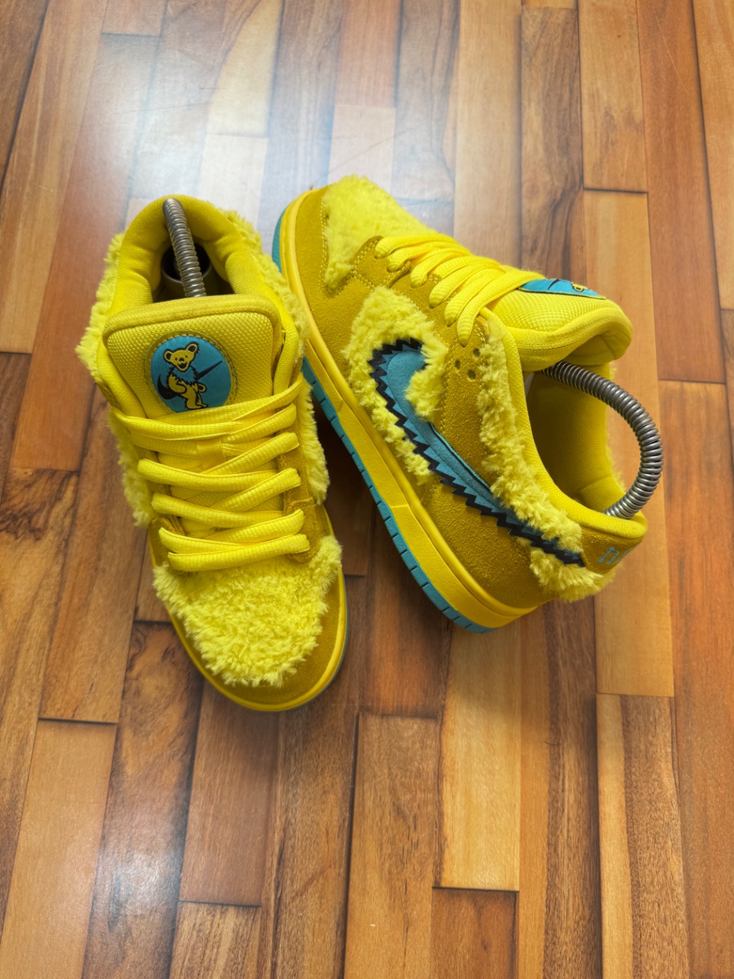 NIKE SB DUNKS GREATFUL DEAD 💛