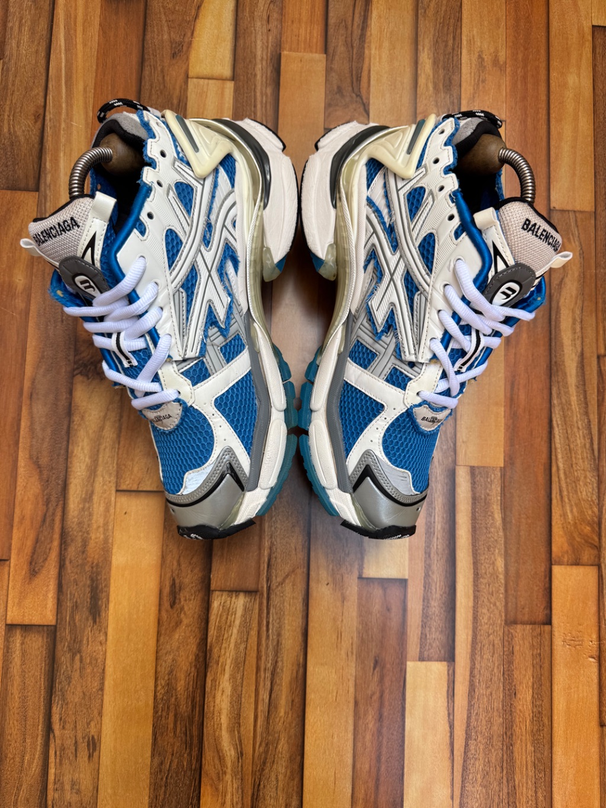 BALENCIAGA RUNNERS 💙