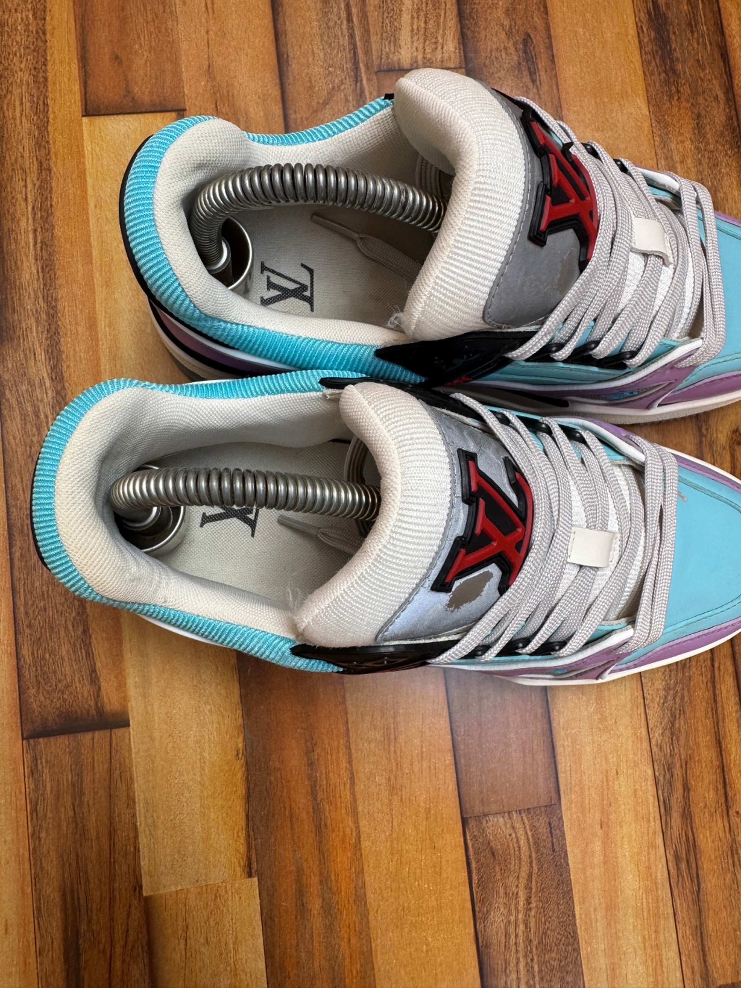 LOUIS VUITTON TRAINERS 