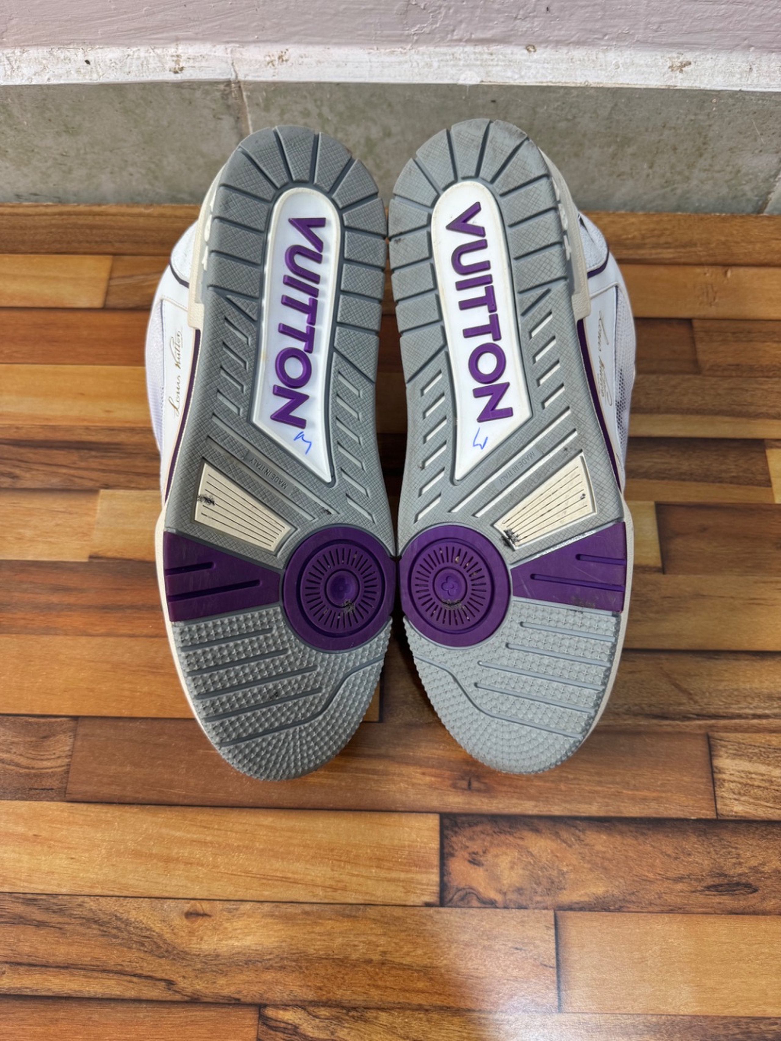 LOUIS VUITTON TRAINERS 💜