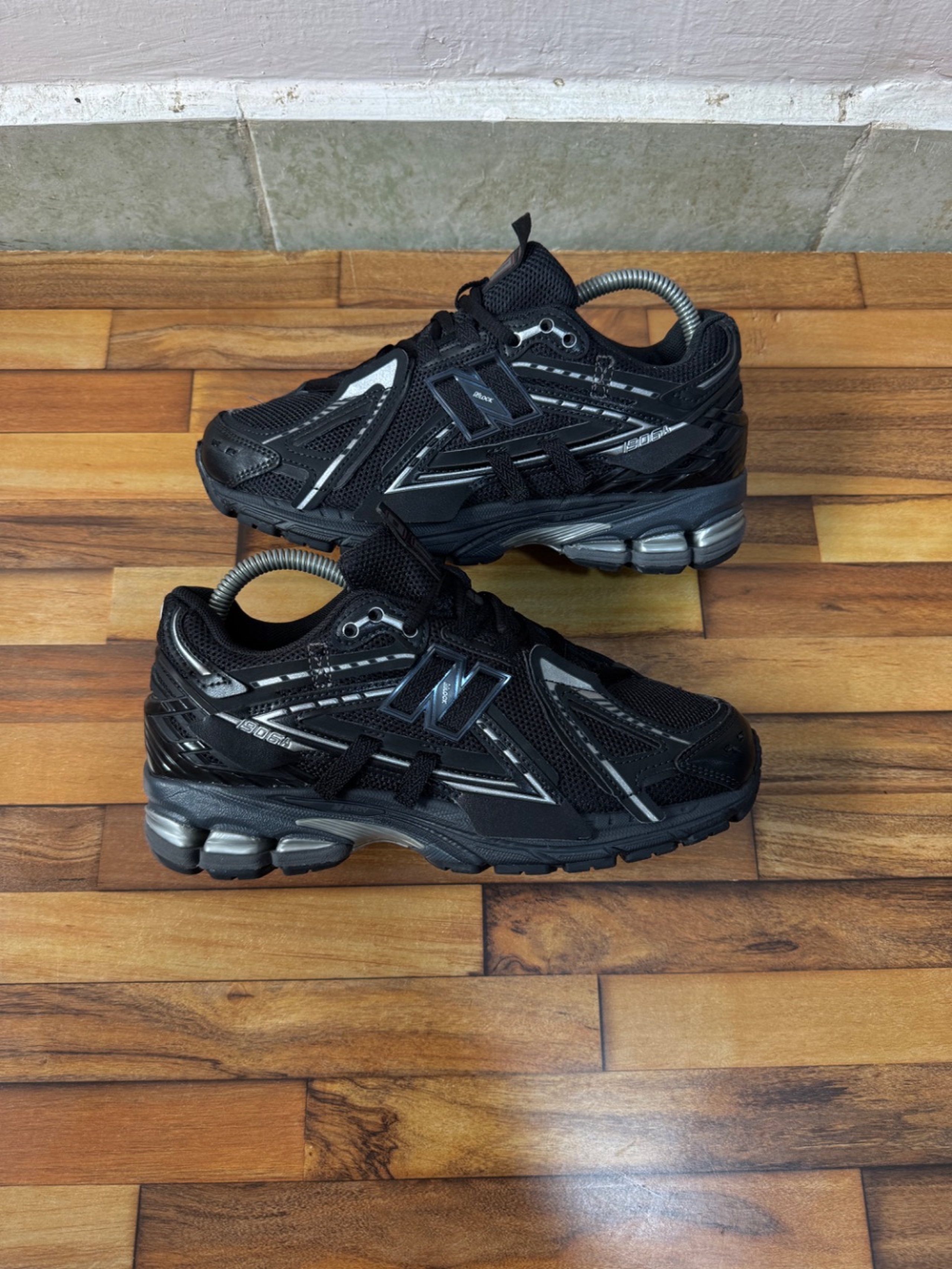 NEWBALANCE 1906A 🖤