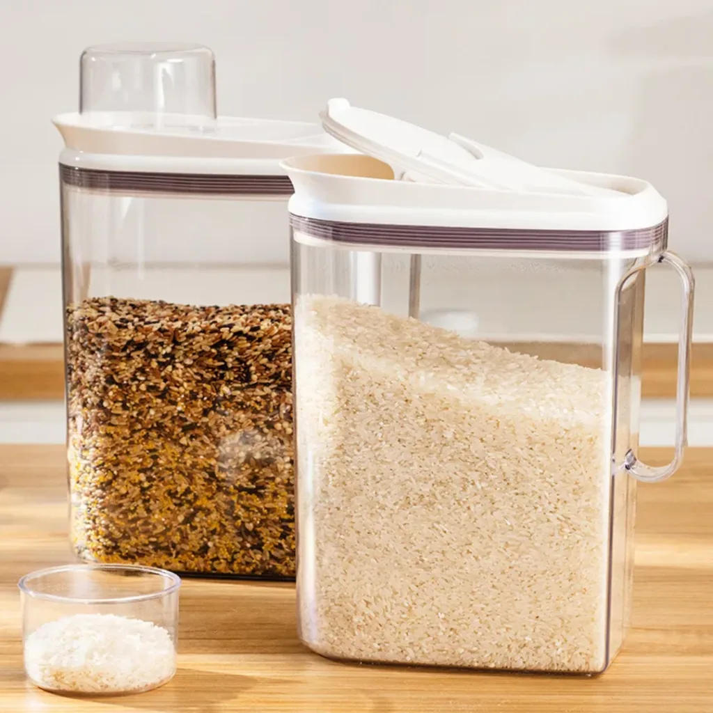 Cereal container