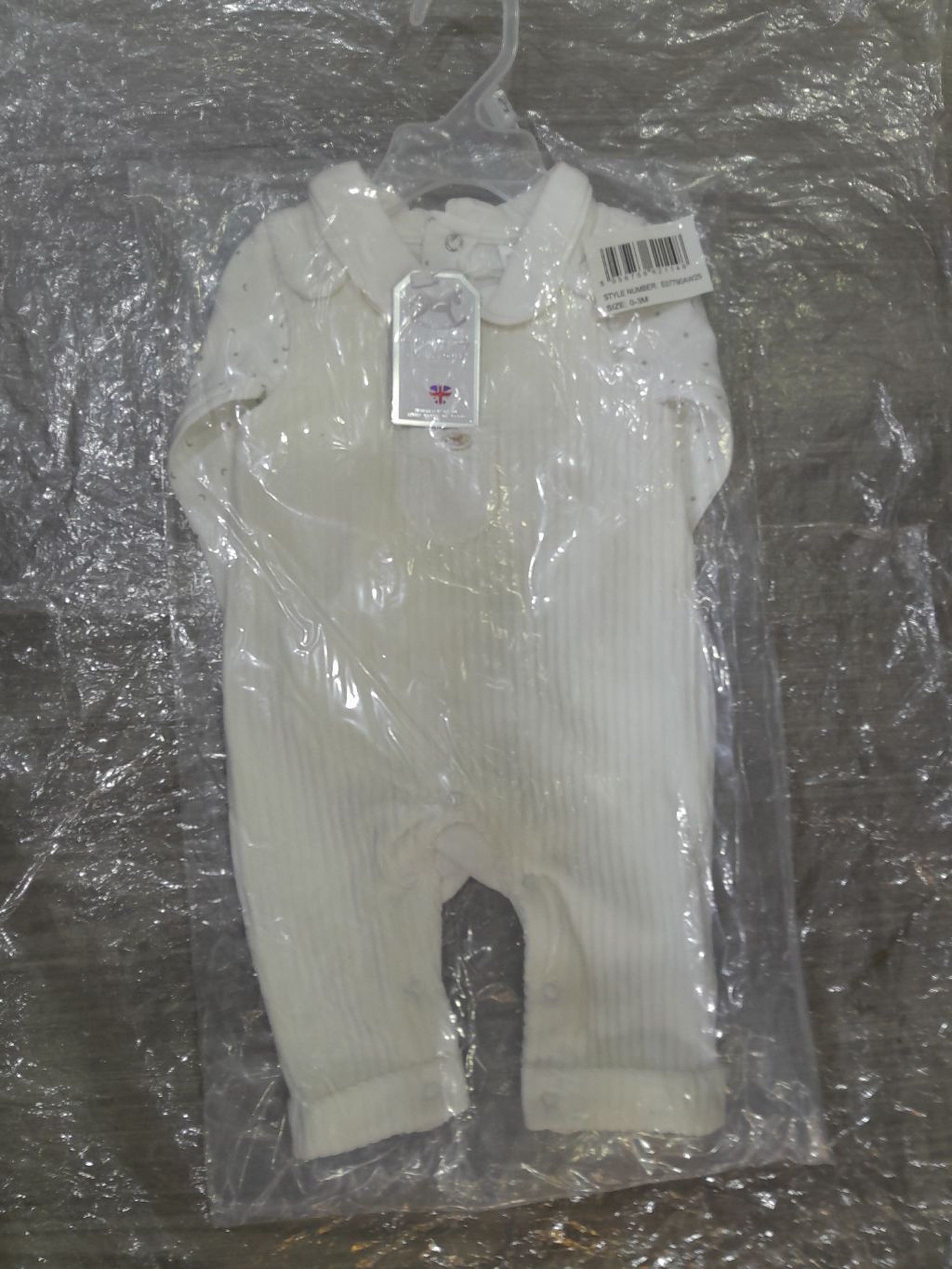 Newborn White Ribbed Collared Jumpsuit / Footed Romper (0-3 Months)