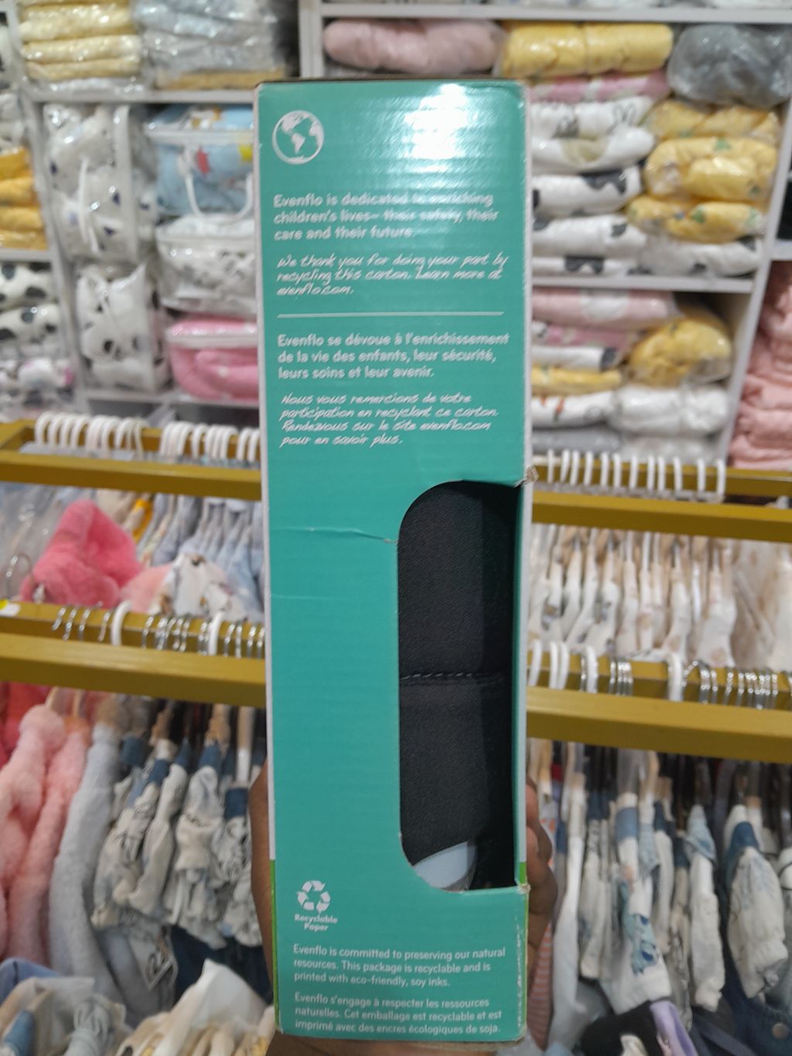 Evenflo Baby carrier