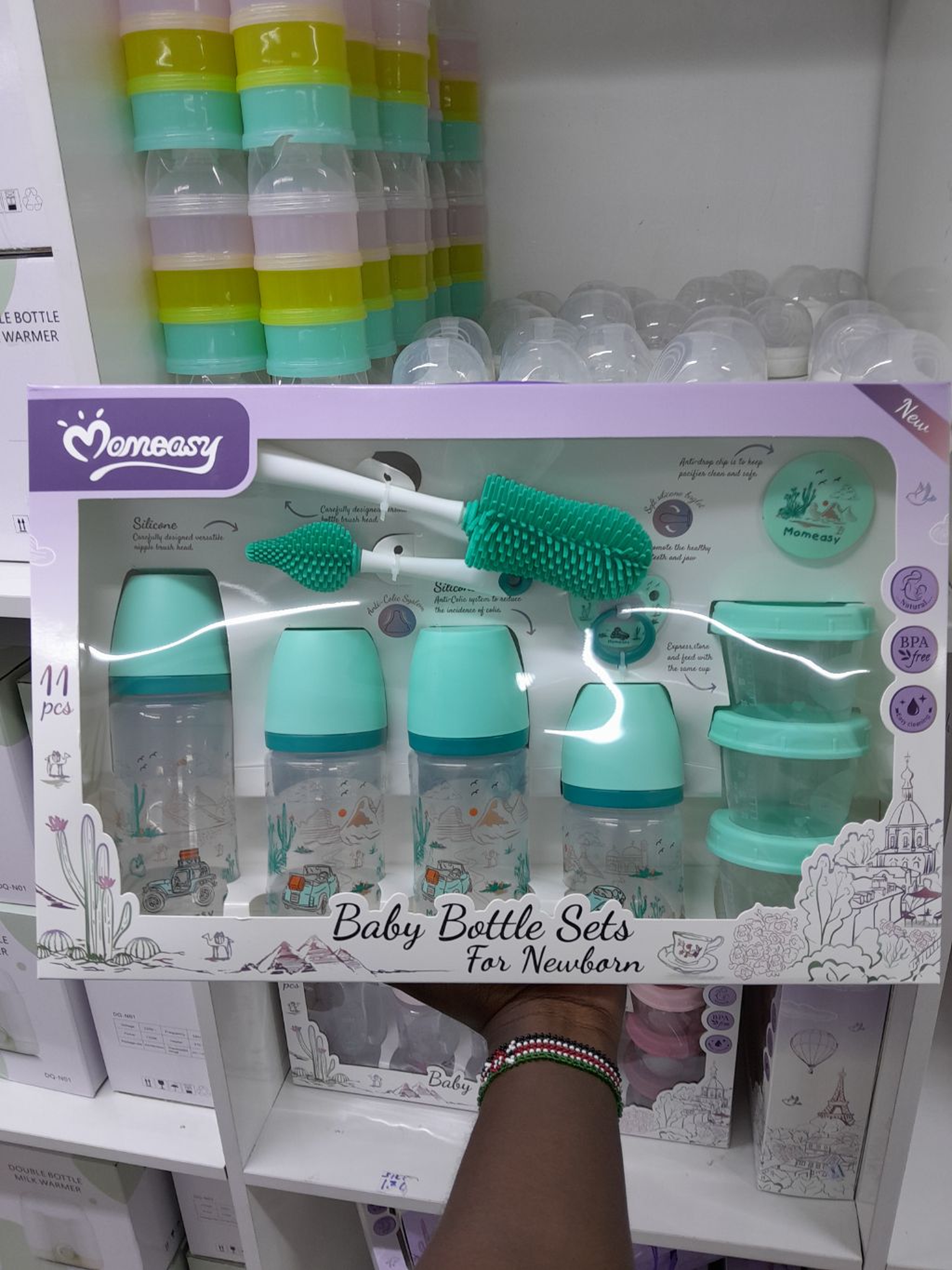 Momeasy Newborn Bottle set / feeding bottle set