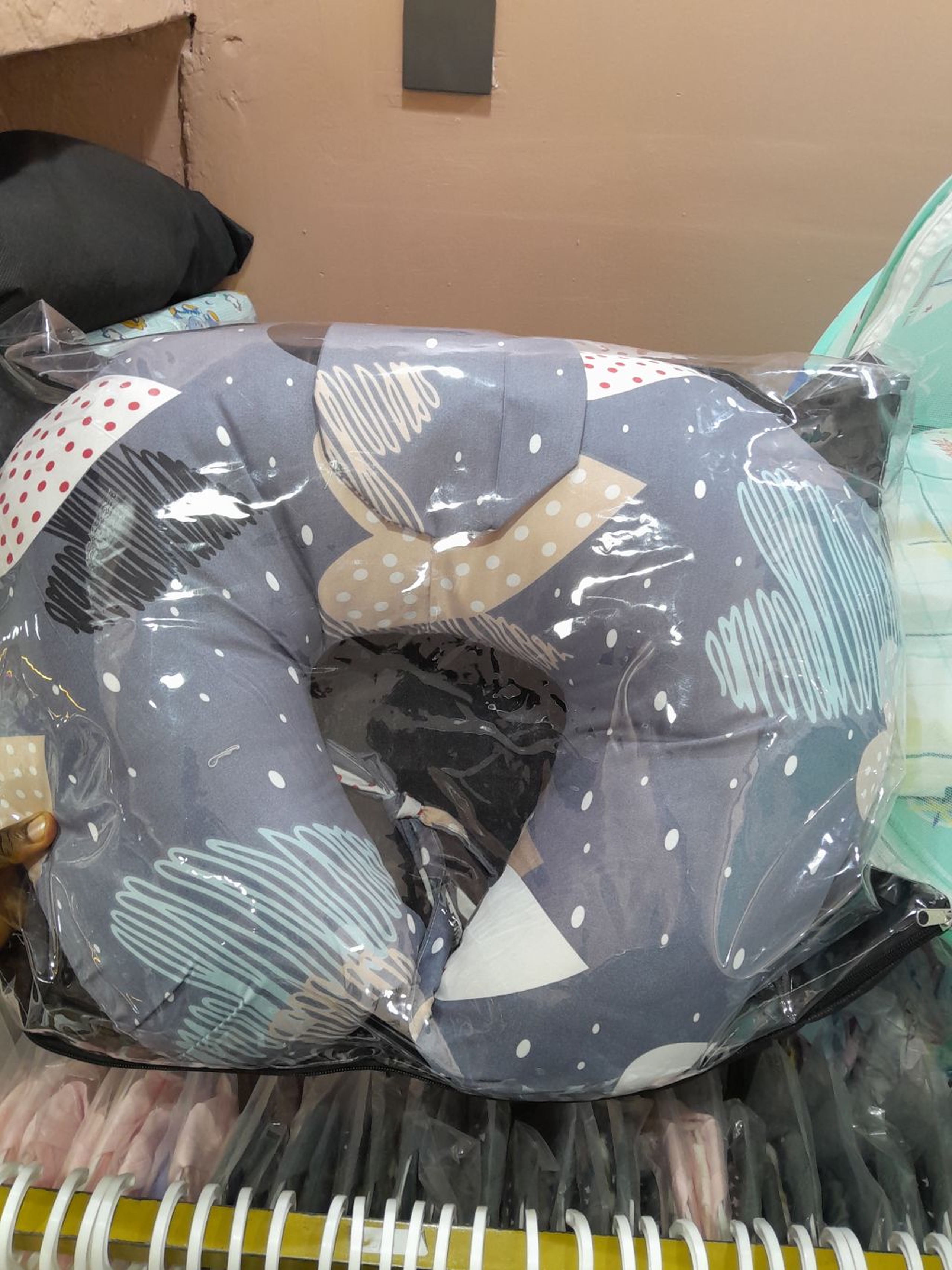 Single nursing pillow