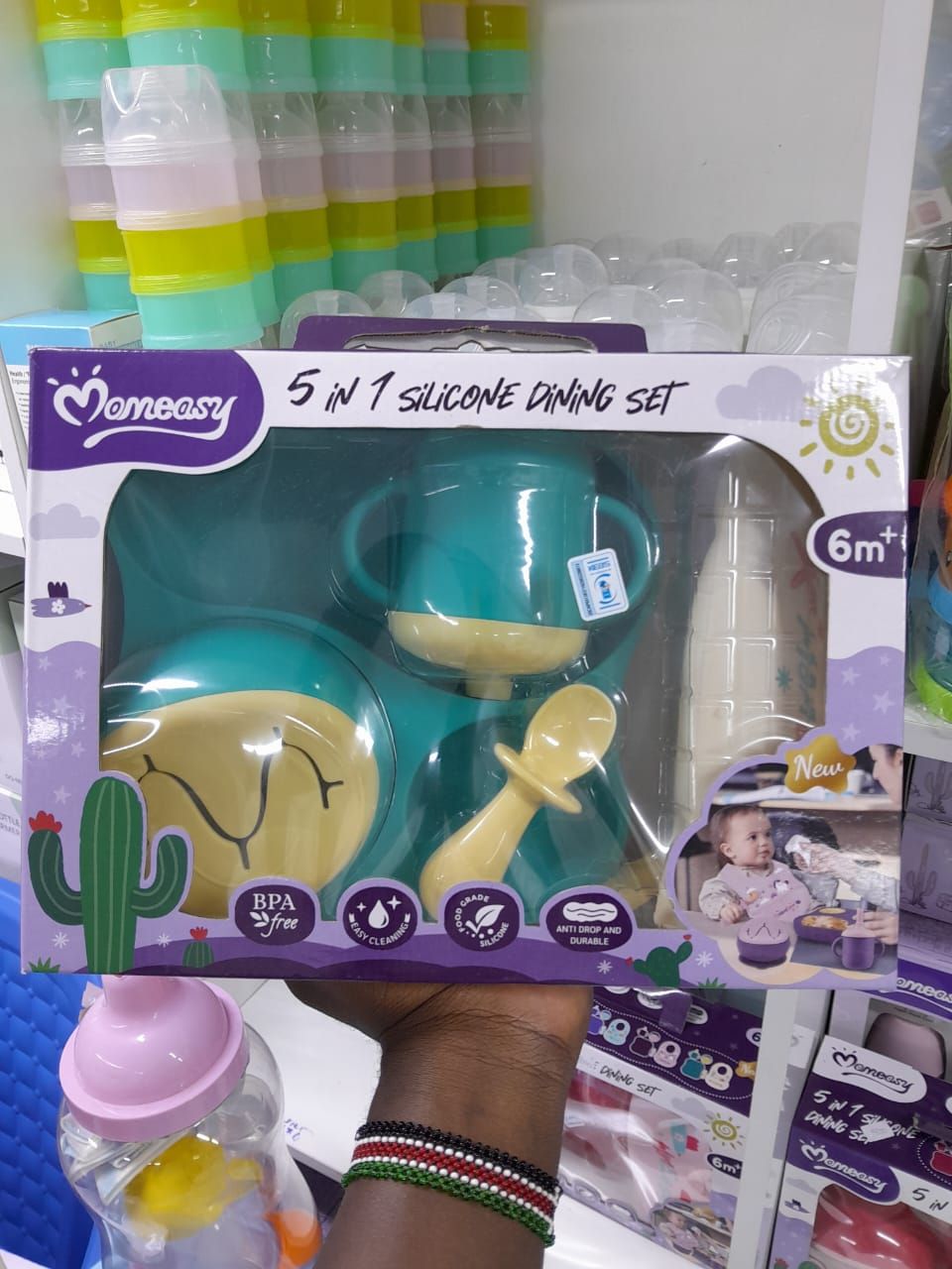 Momeasy silicone feeding set / dining set Blue