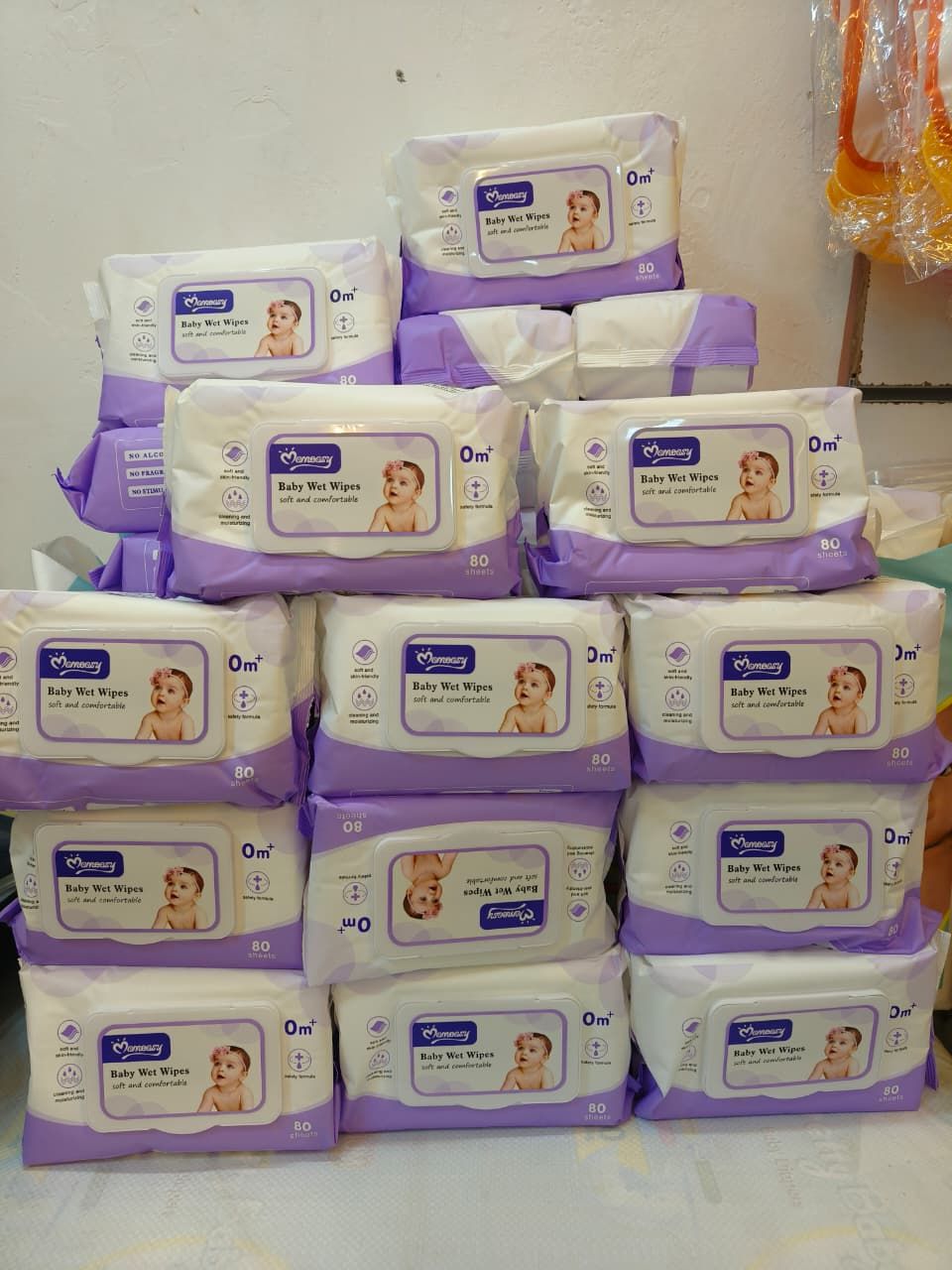 momeasy wet wipes