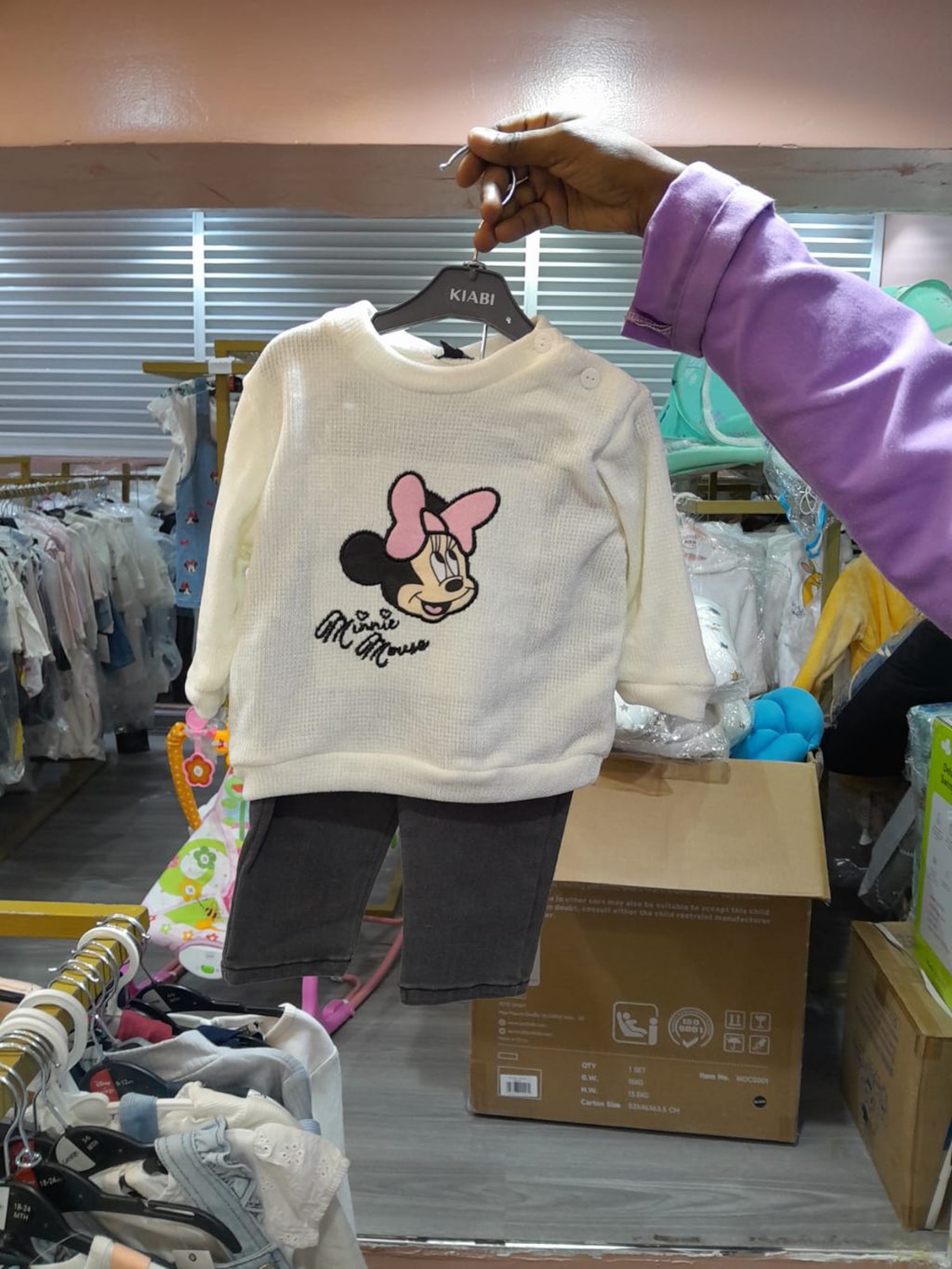 Kiabi Disney Minnie Mouse Sweater & Jeans Outfit Set - Knitted Top & Gray Denim (0-24 Months)