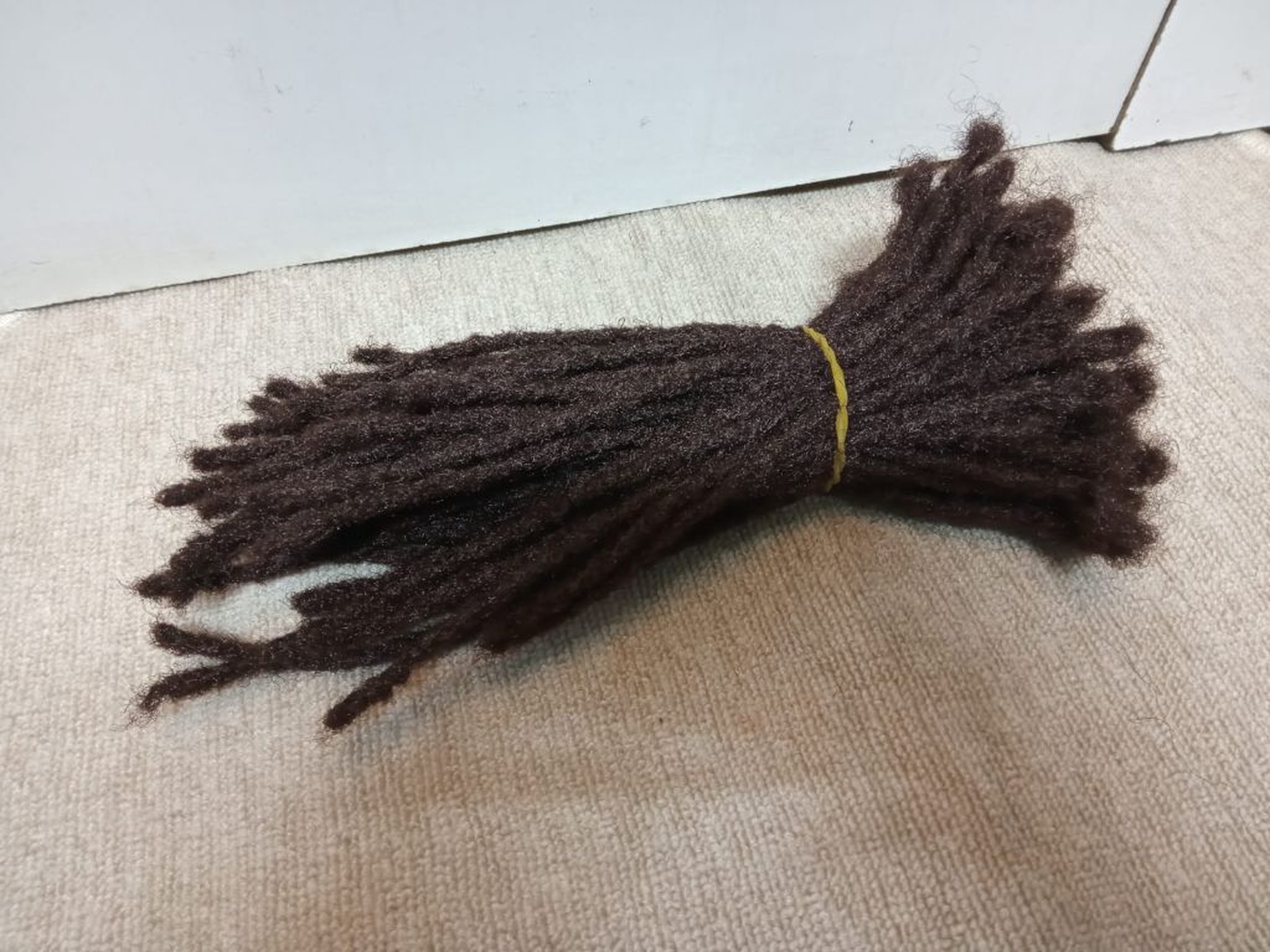 UG/Artificial Locs 700/- to 2k