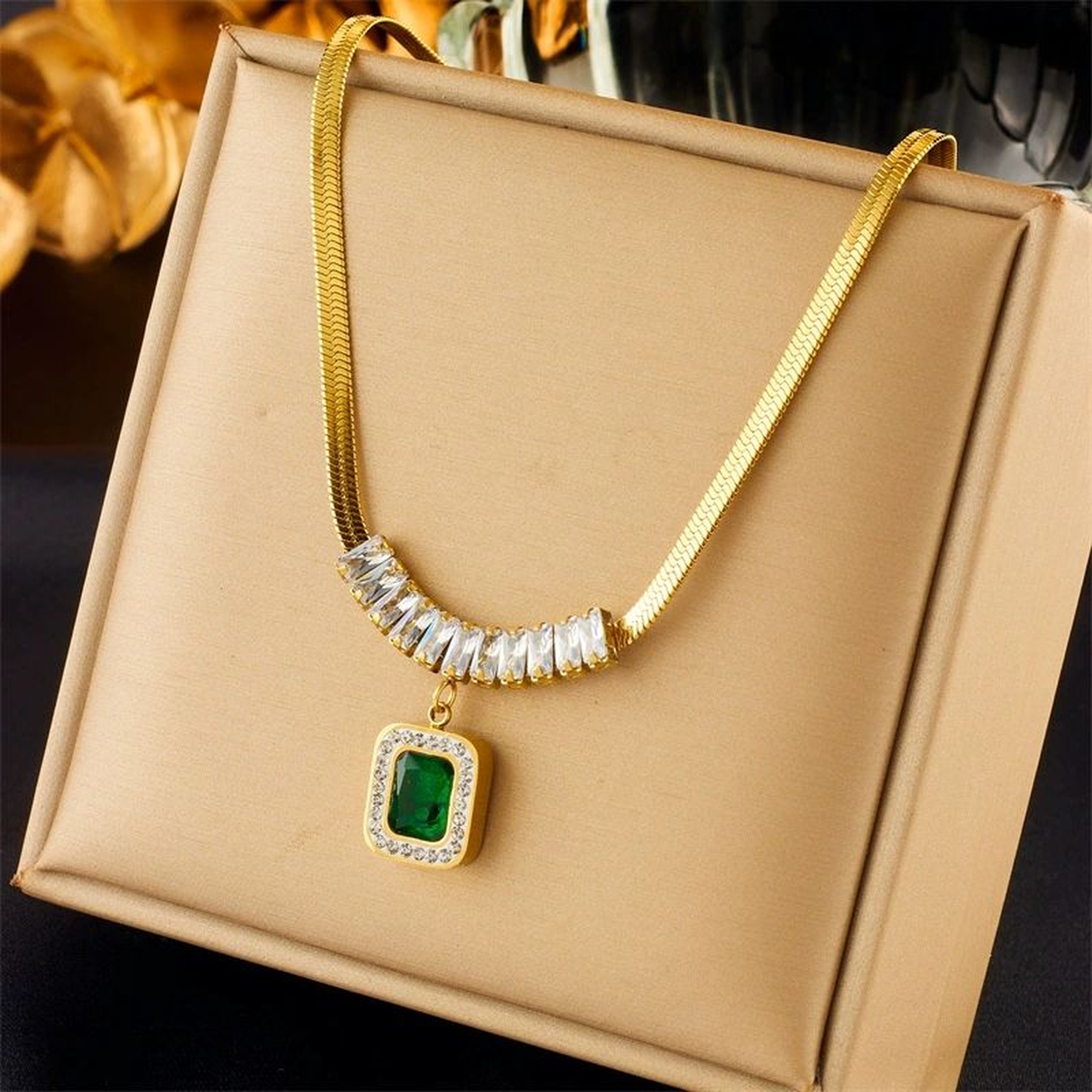 Emerald Queen Set
