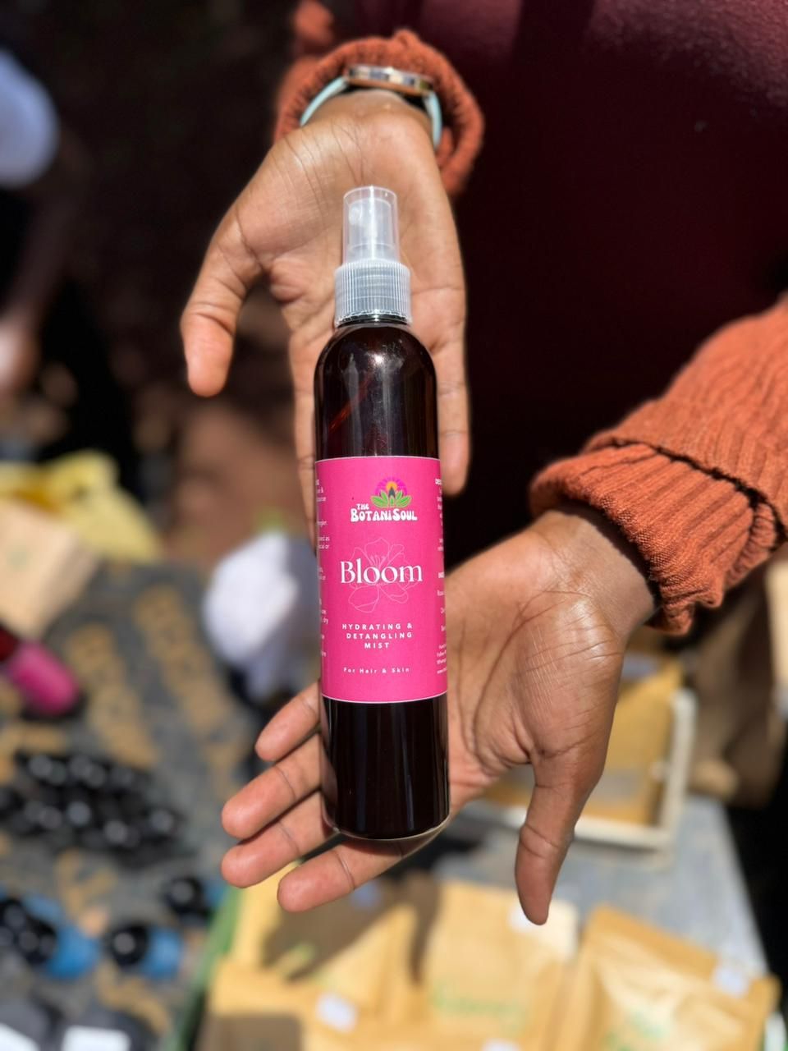 Bloom Hydrating & Detangling Mist Spray 250ml