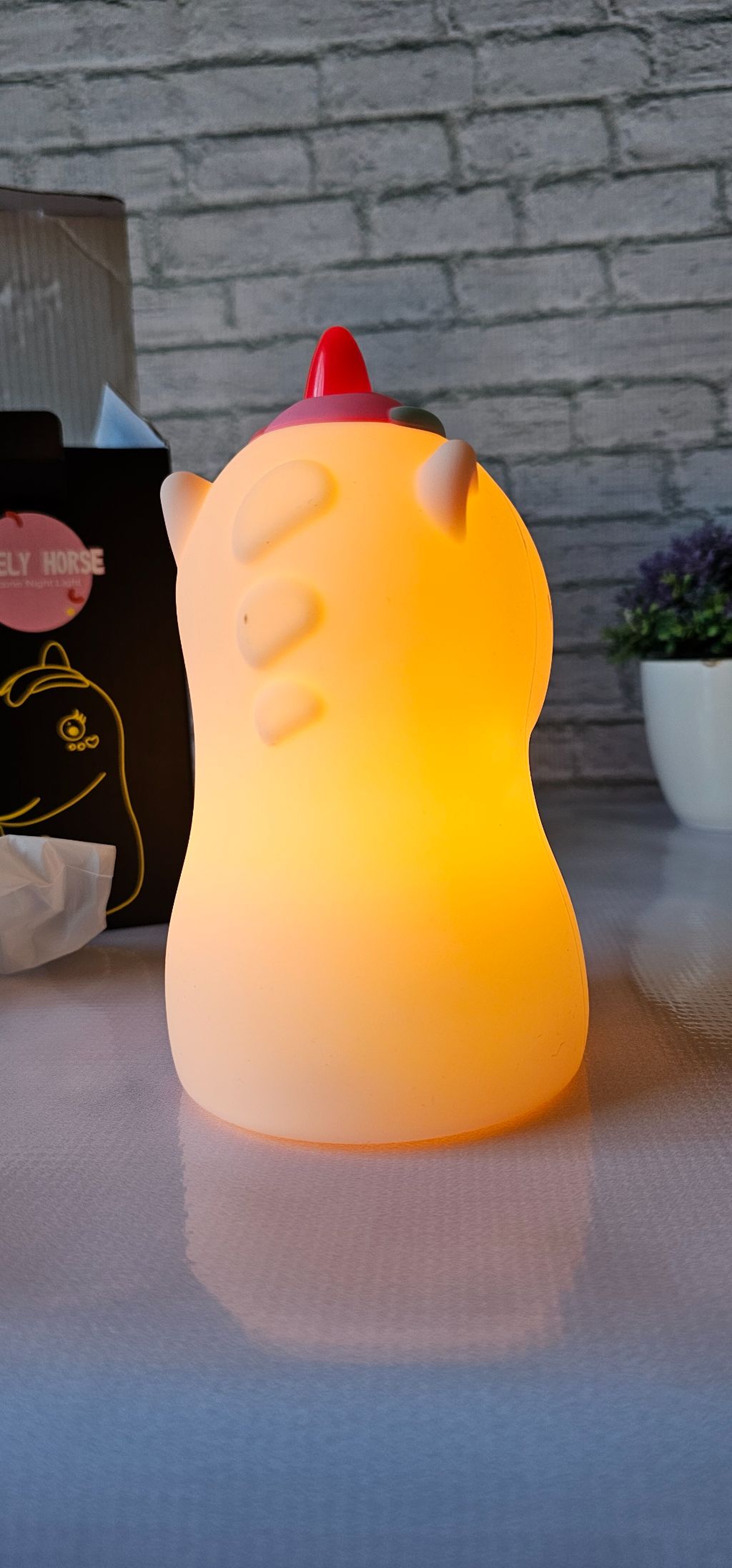 Unicorn colour changing night light