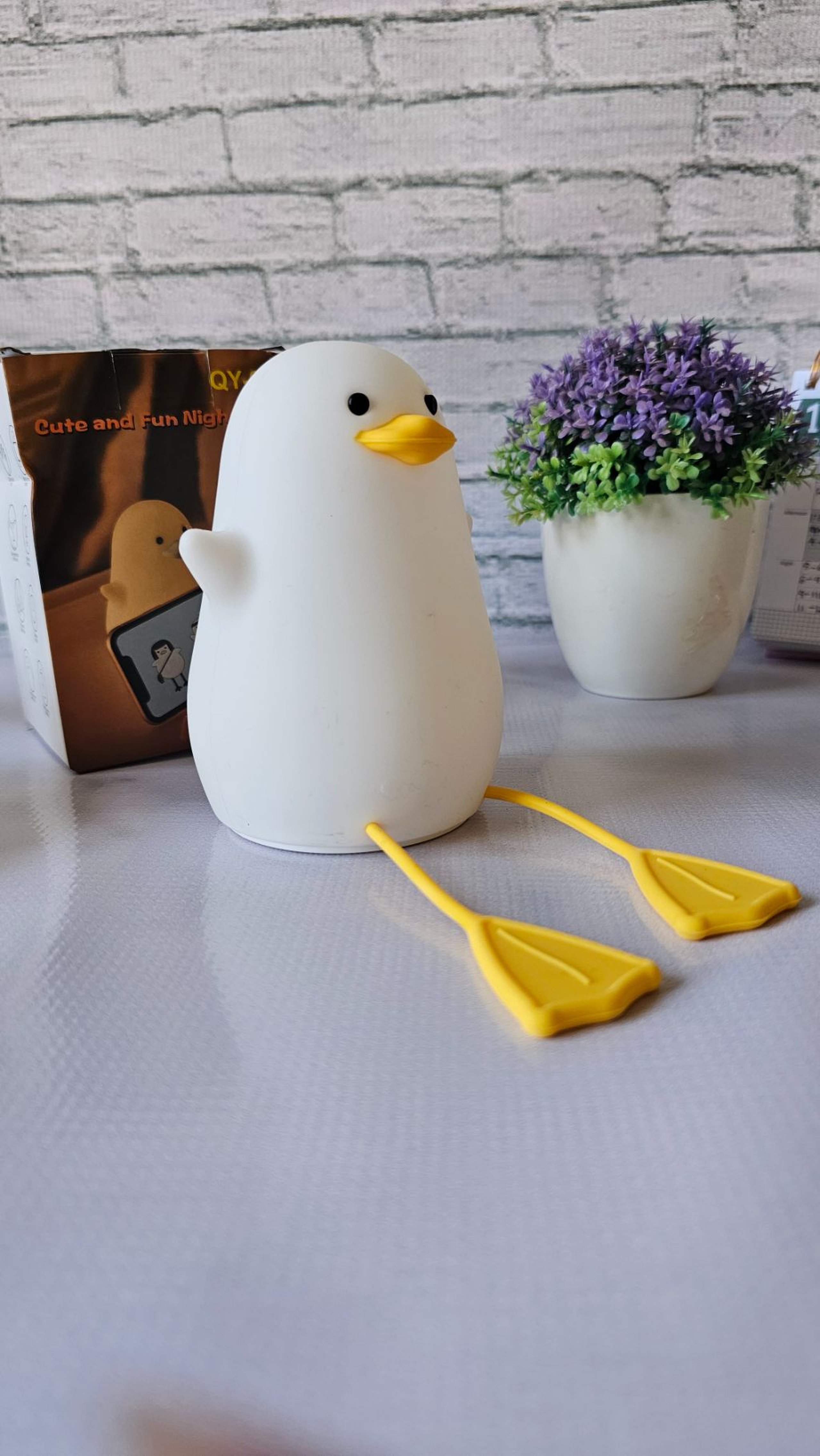 Cute rechargeable night light 