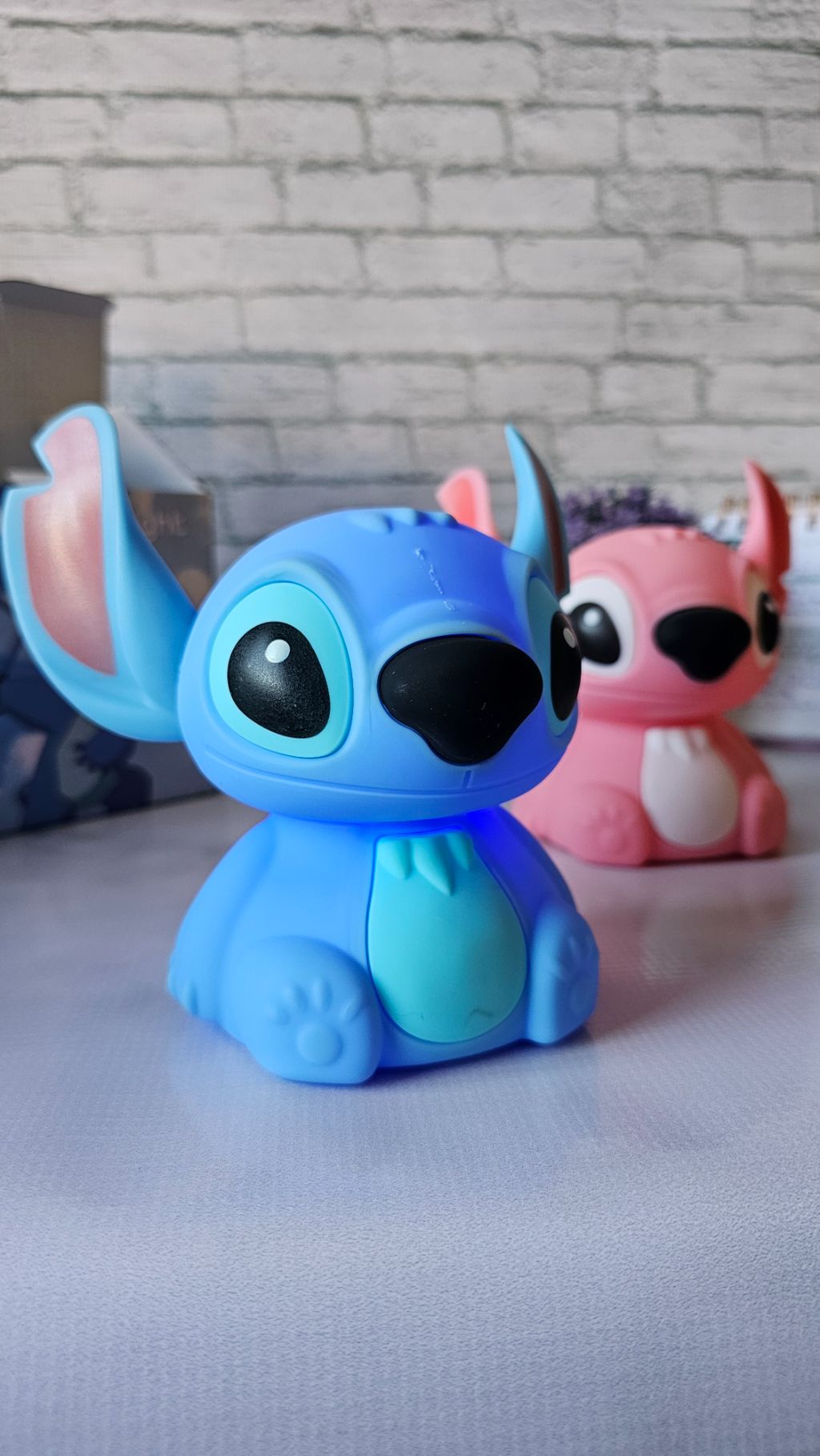 Stitch colour changing night light 
