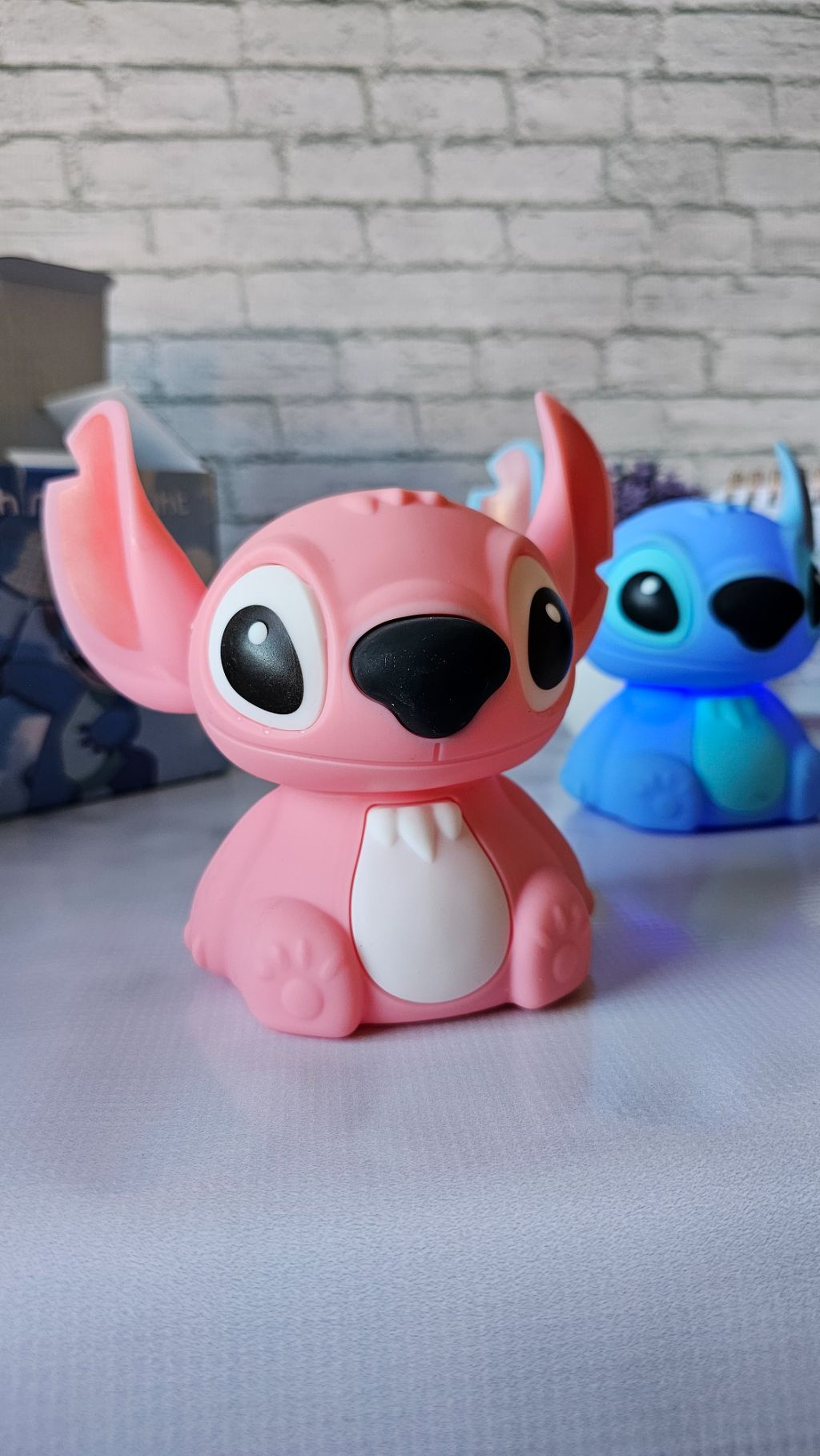 Stitch colour changing night light 