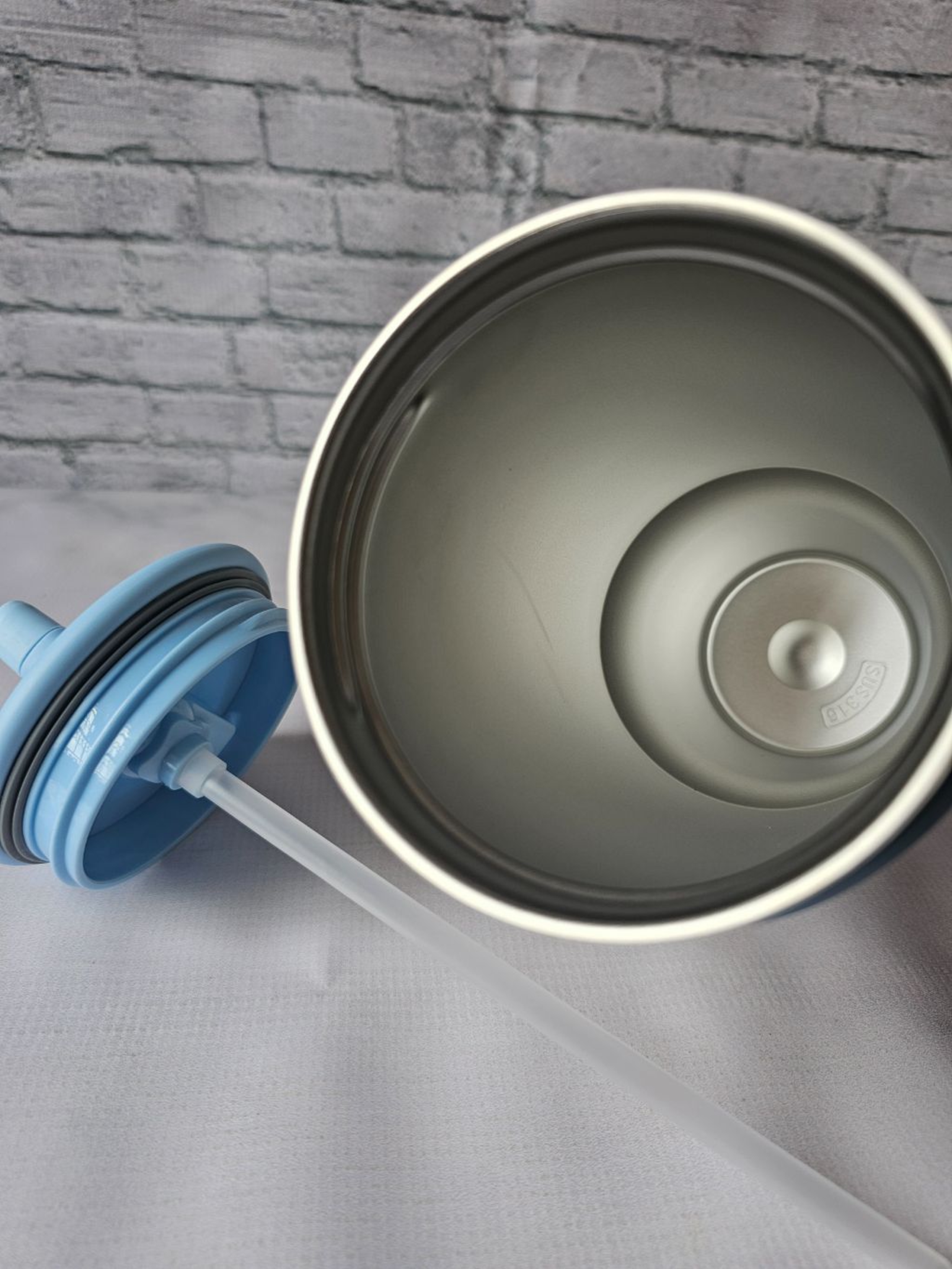 Pastel blue Insulated mug