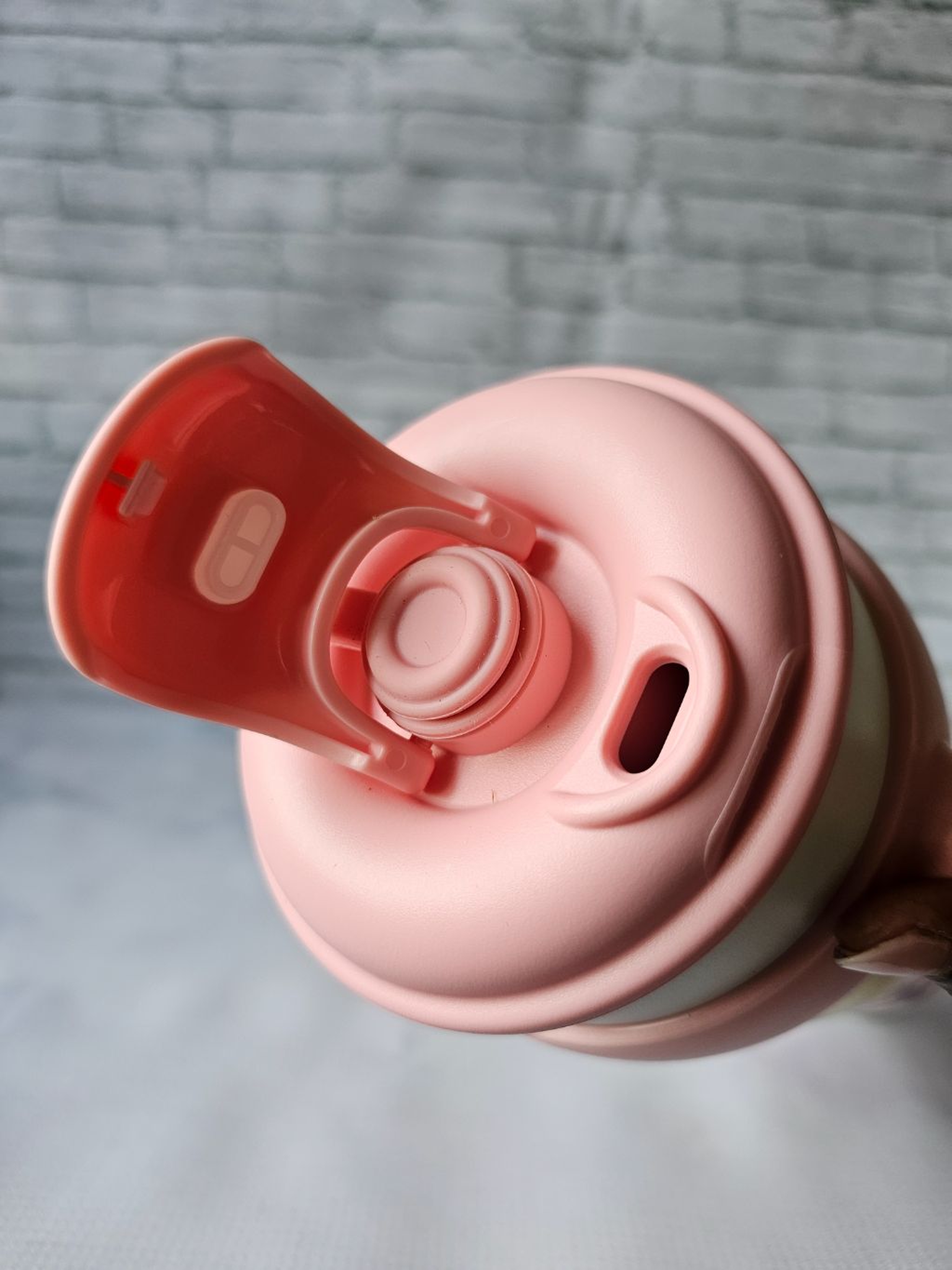 Pink Insulated mug
