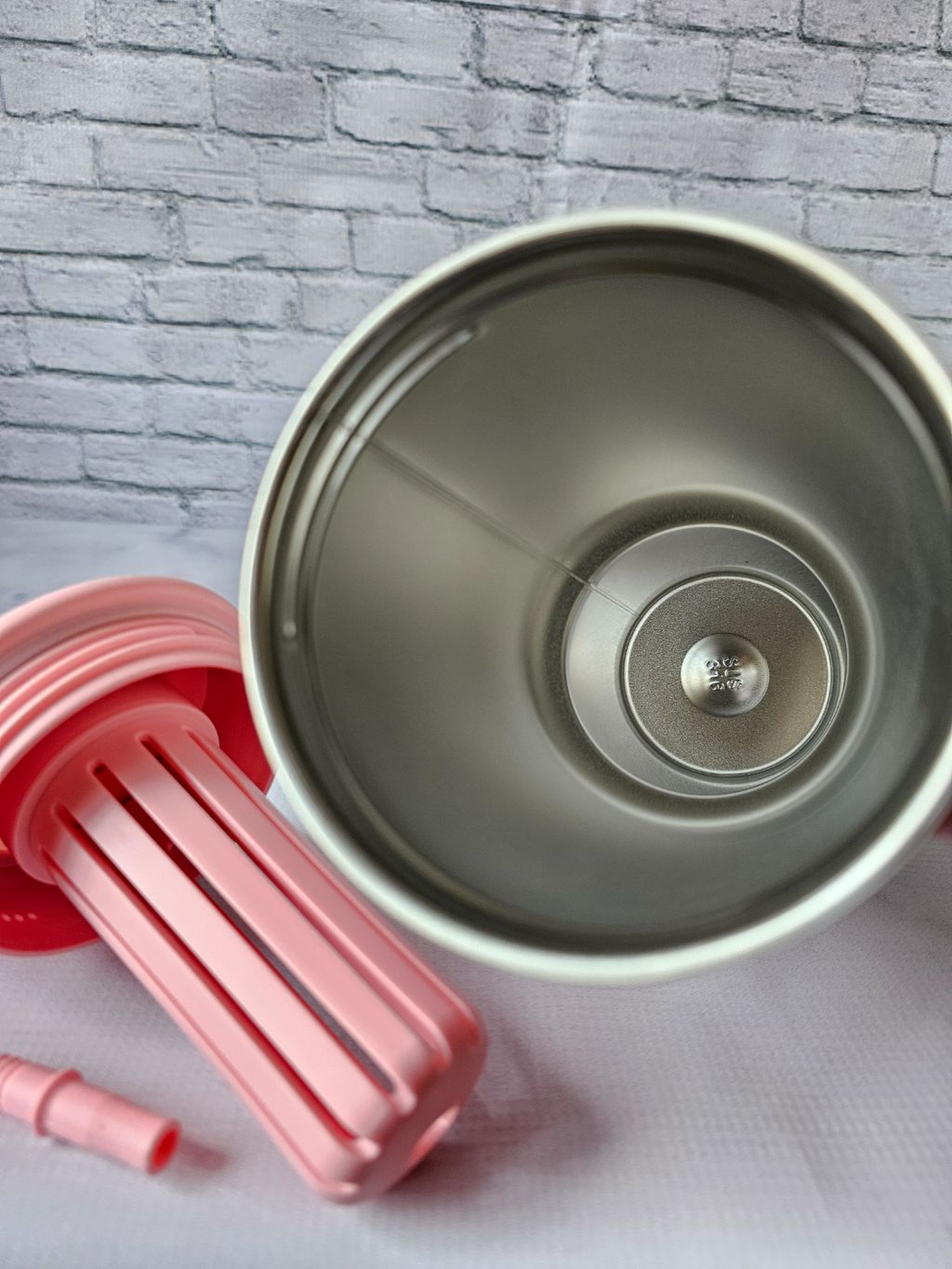 Pink Insulated mug