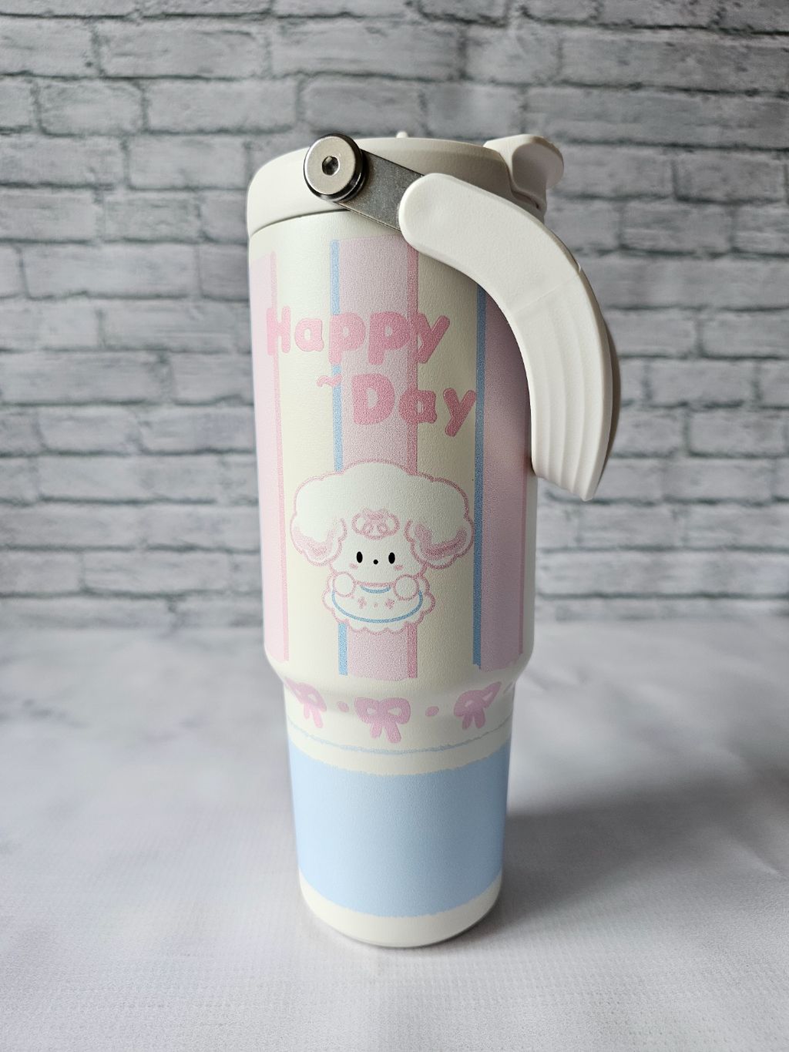 White pink Insulated mug