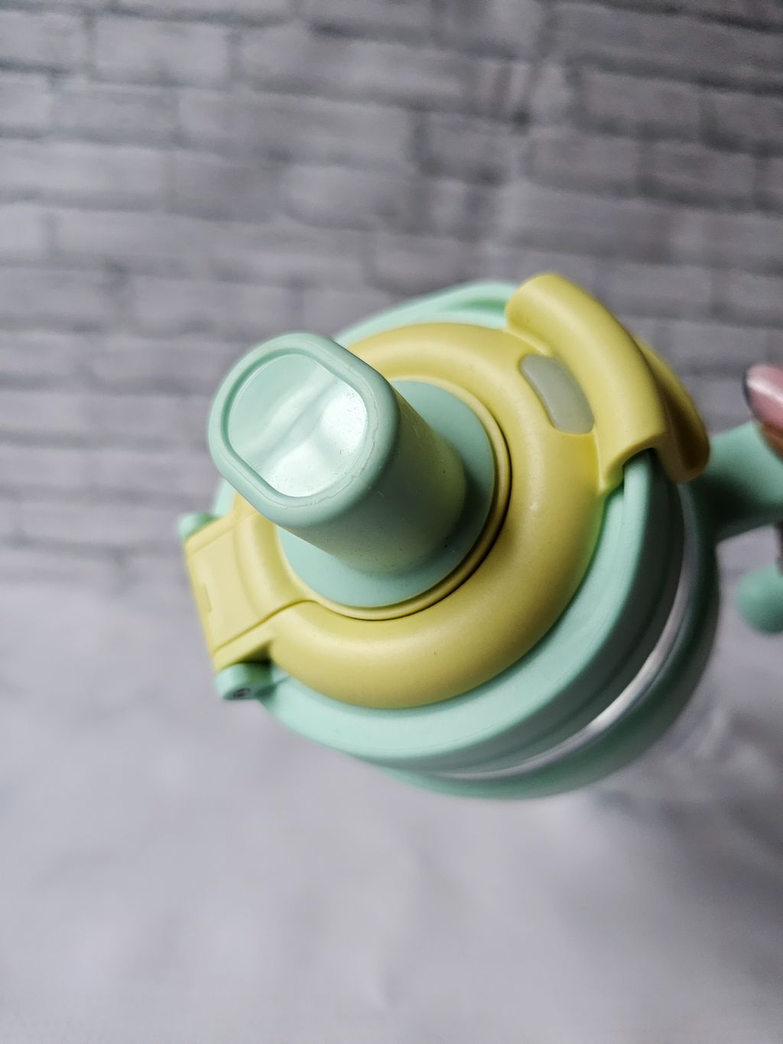 Green cute water bottle 