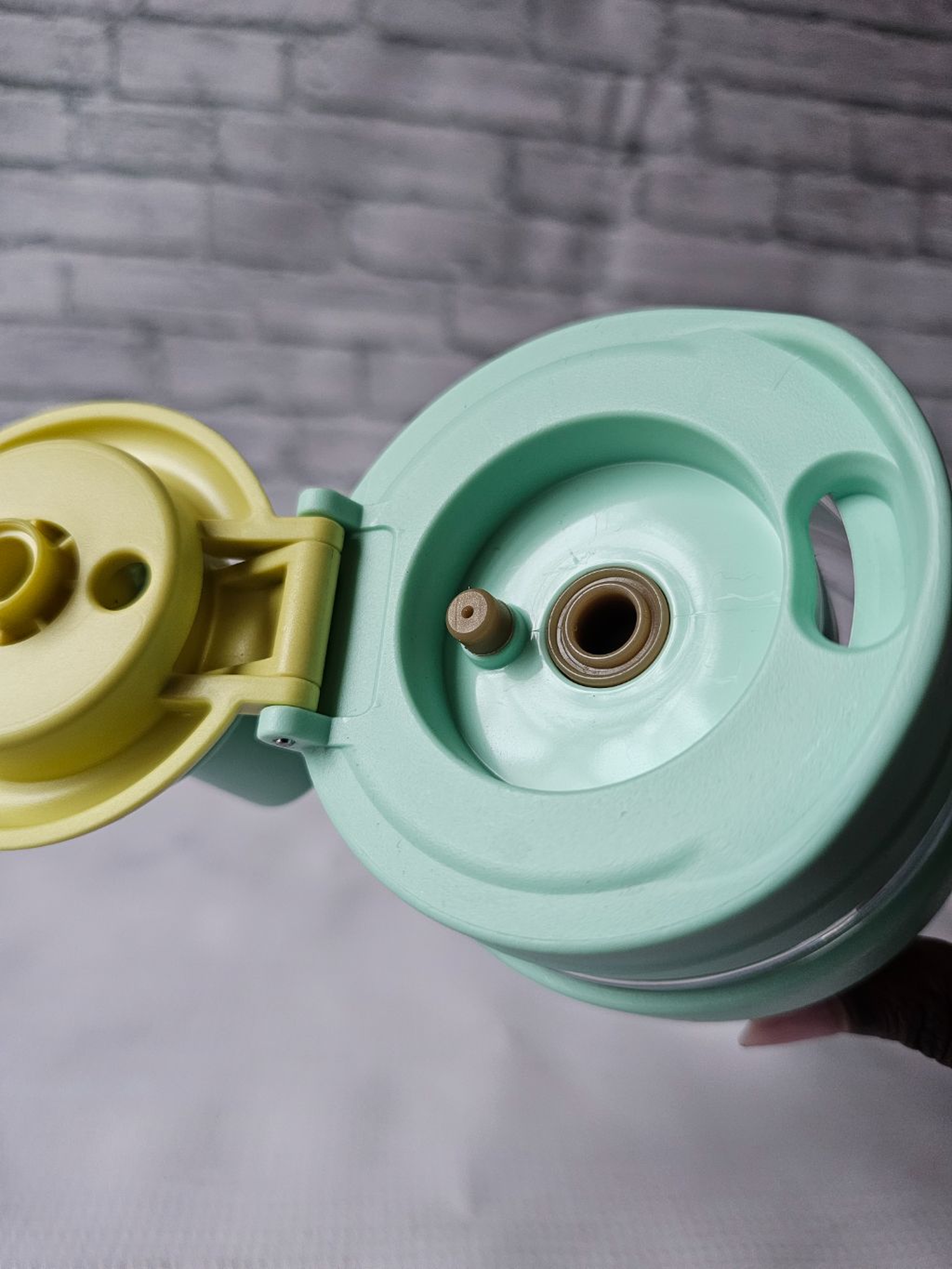 Green cute water bottle 