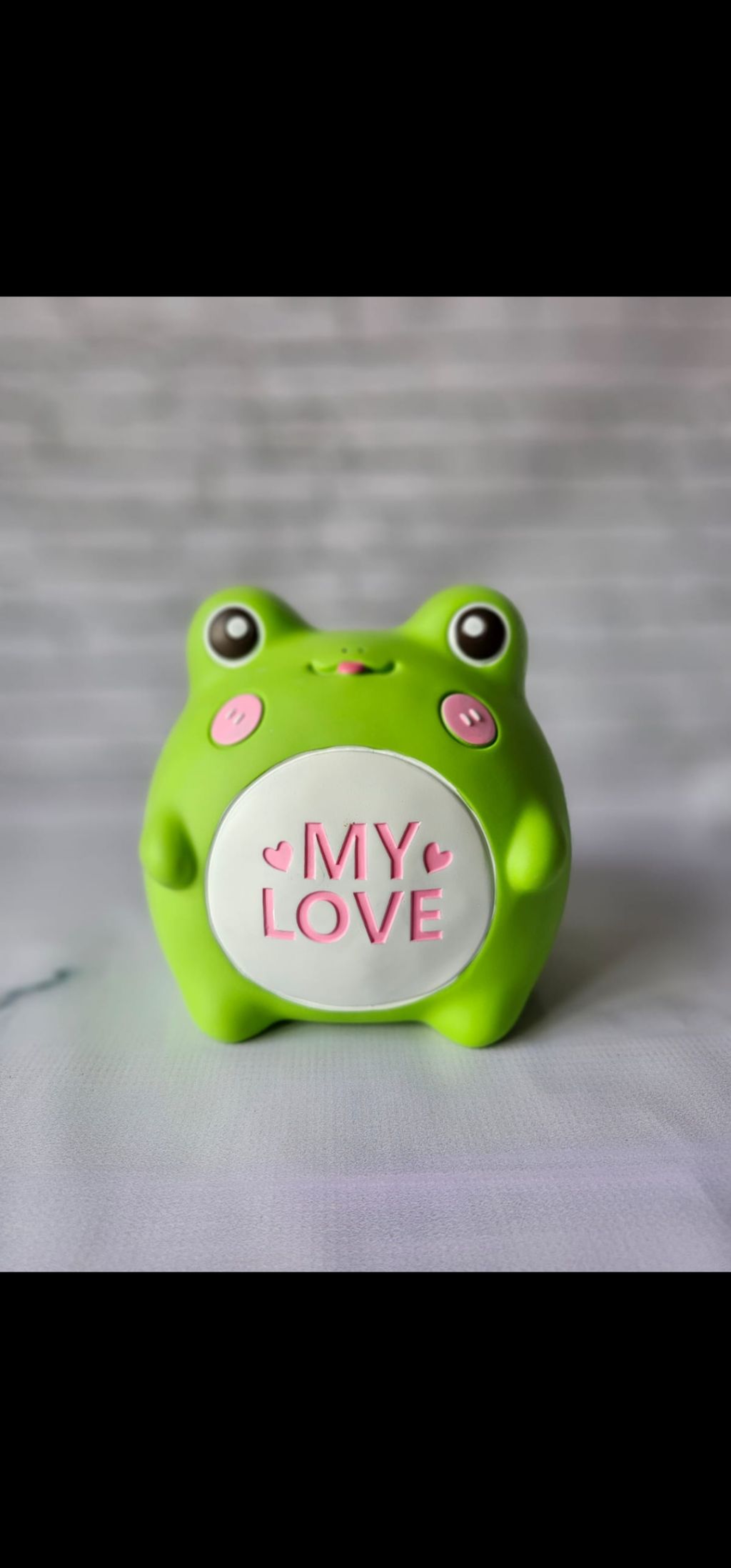 Frog piggy bank 