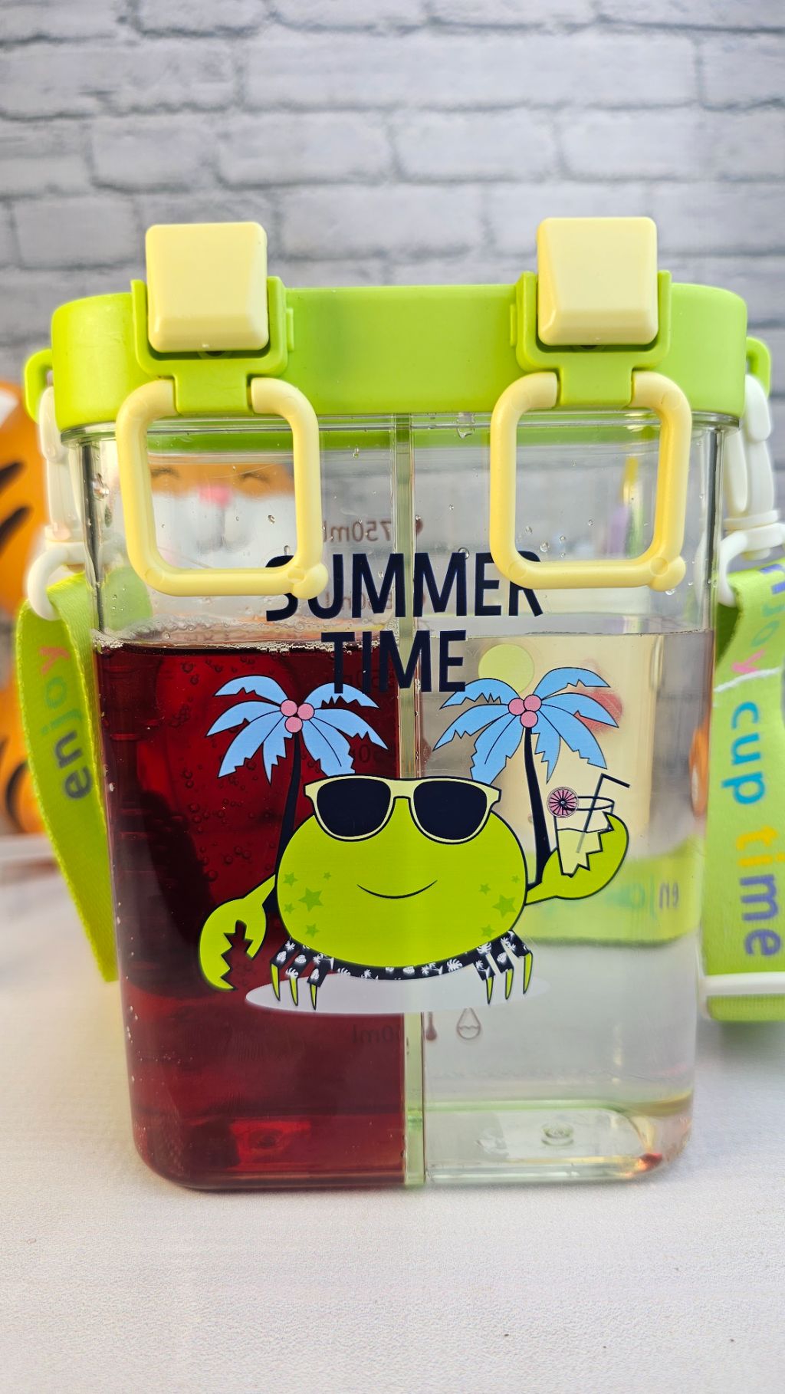 Double sided kids waterbottle