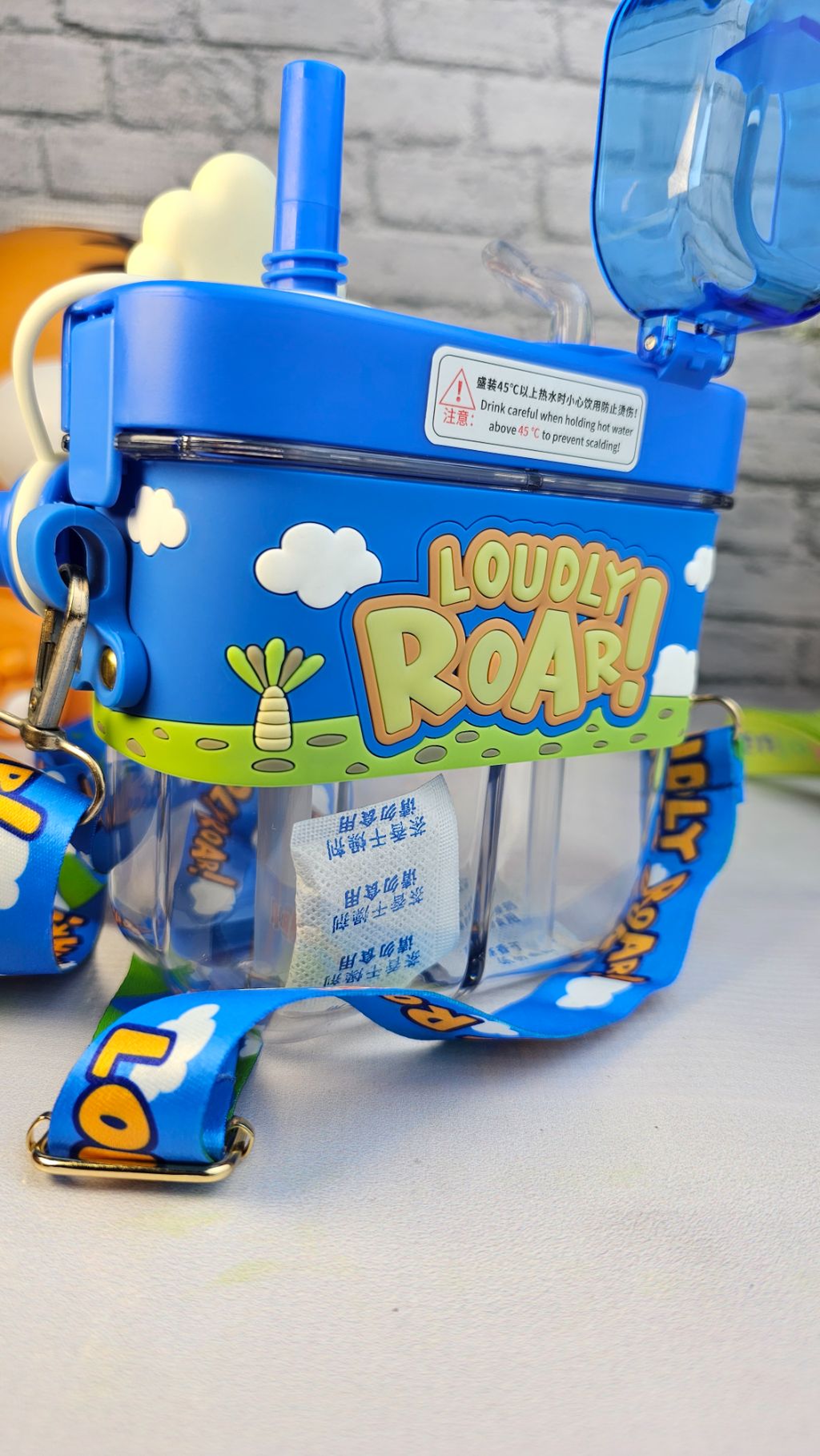 Double sided water bottles