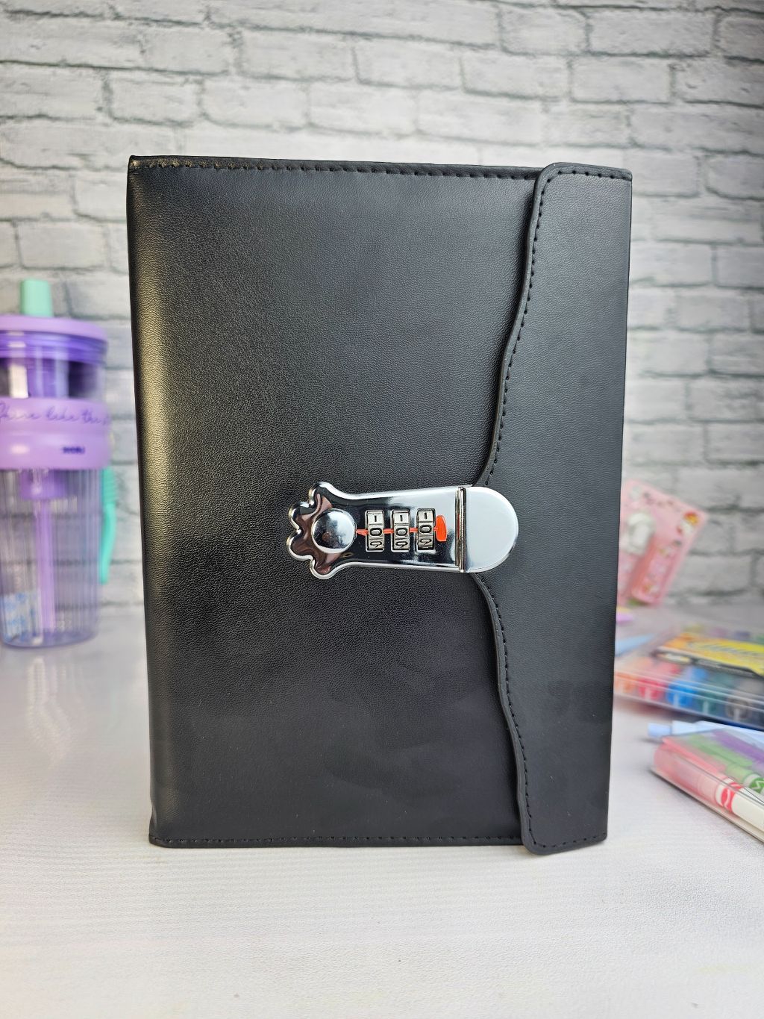 Paw lock notebooks