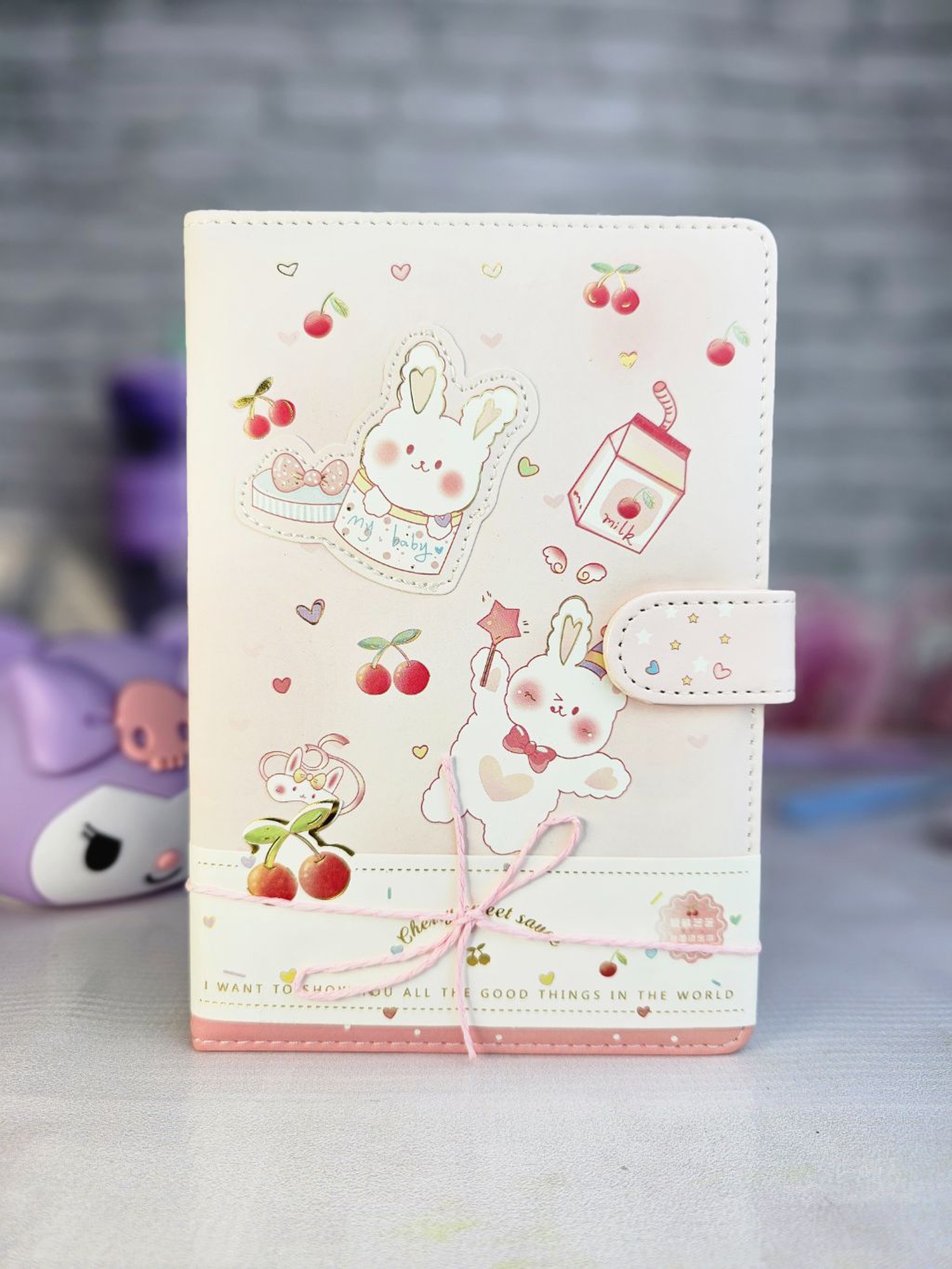 Themed page notebook