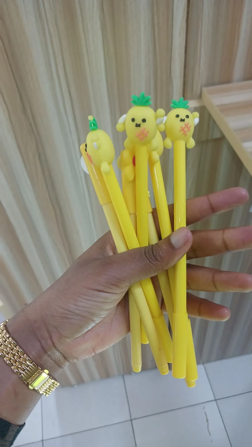 green/yellow Random cute pens