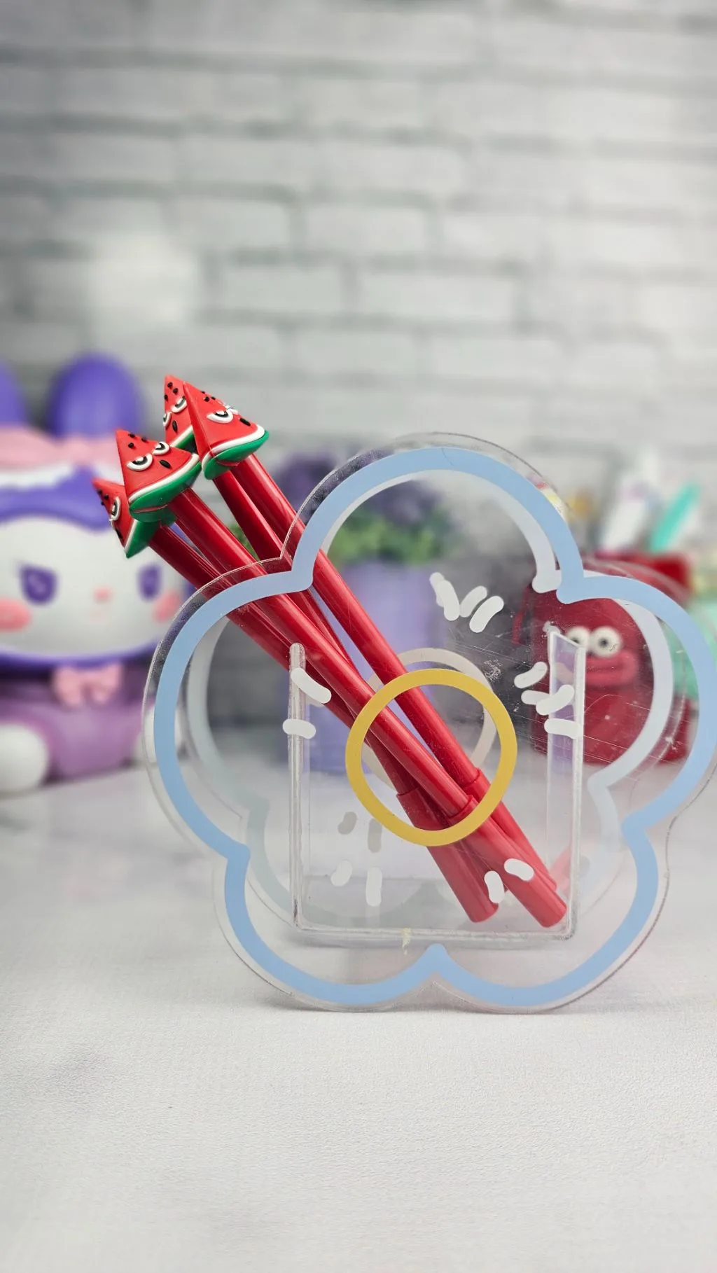 red/white Random cute pens