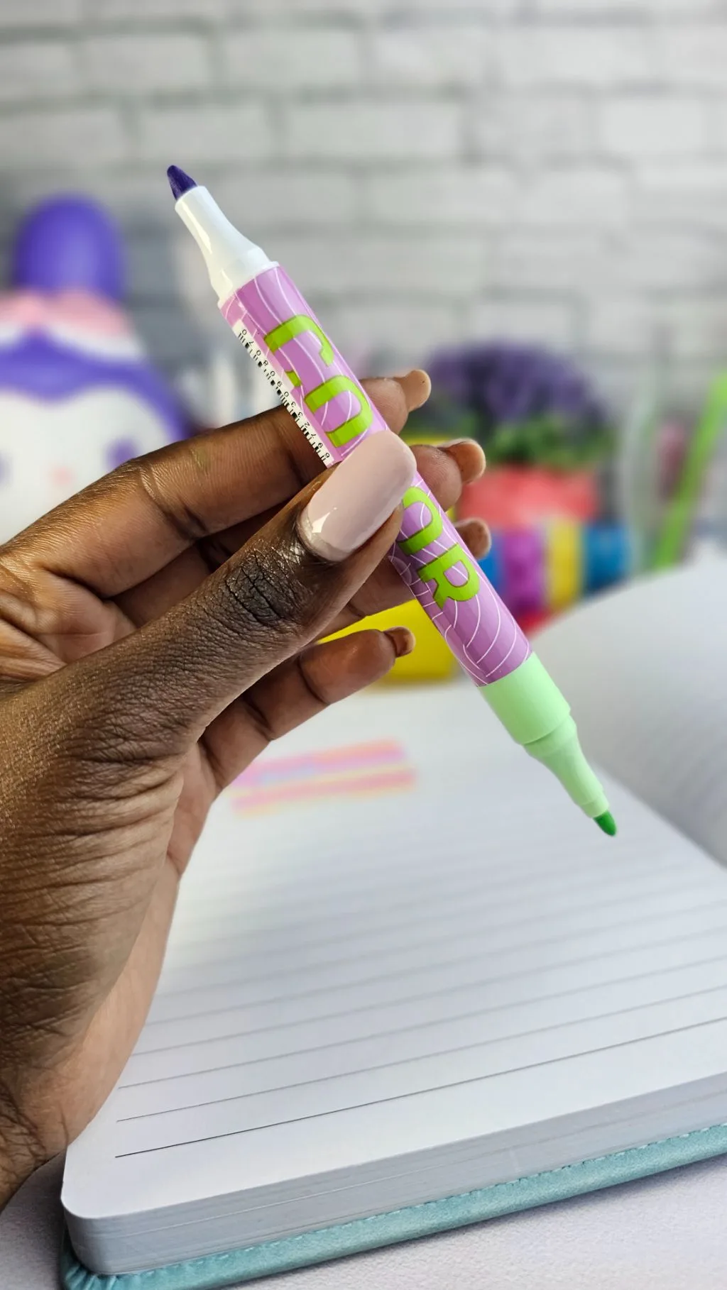 Pudding salad colourful highlighter markers
