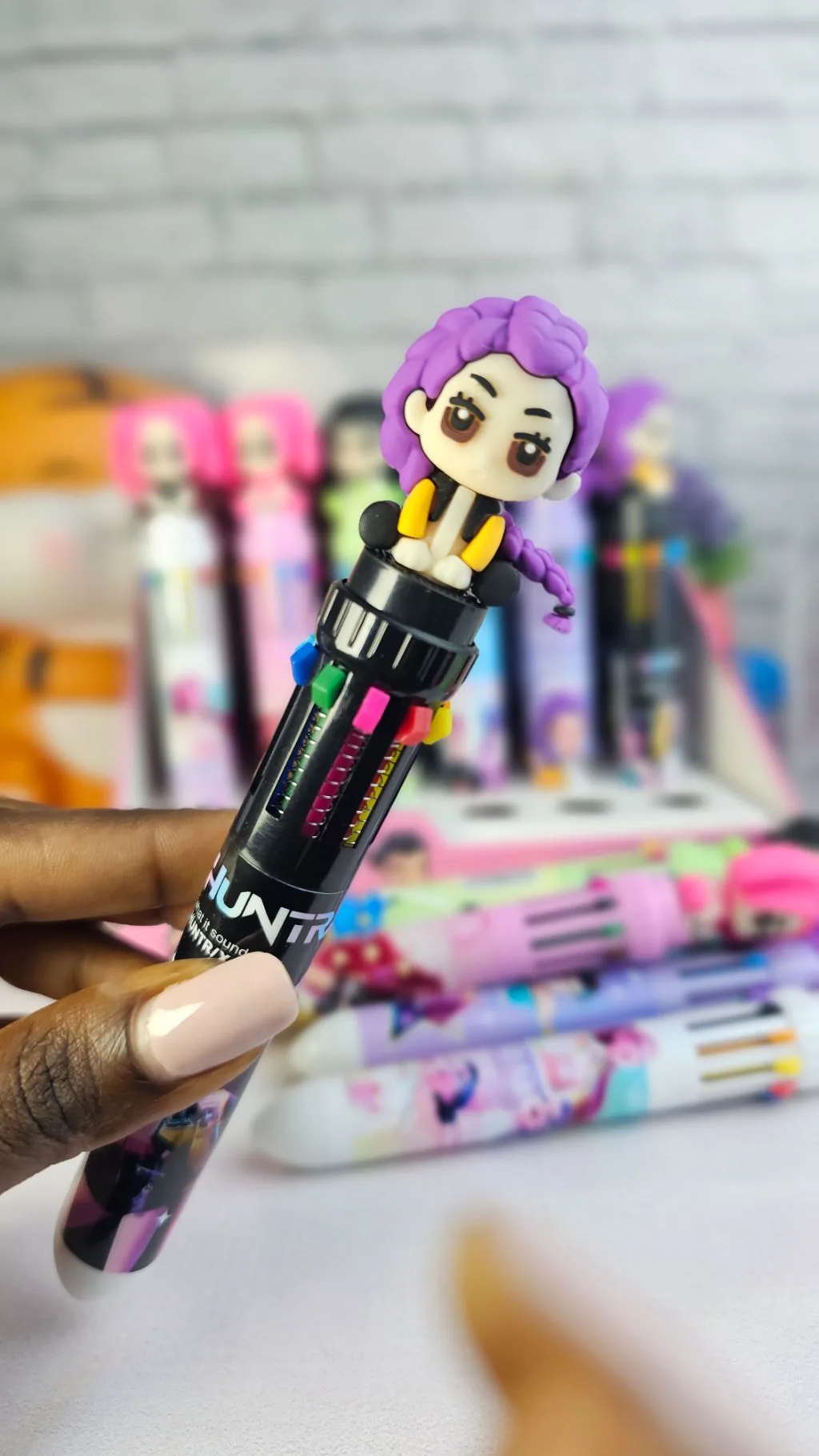10 in 1 K-pop demon Hunters multi coloured pen