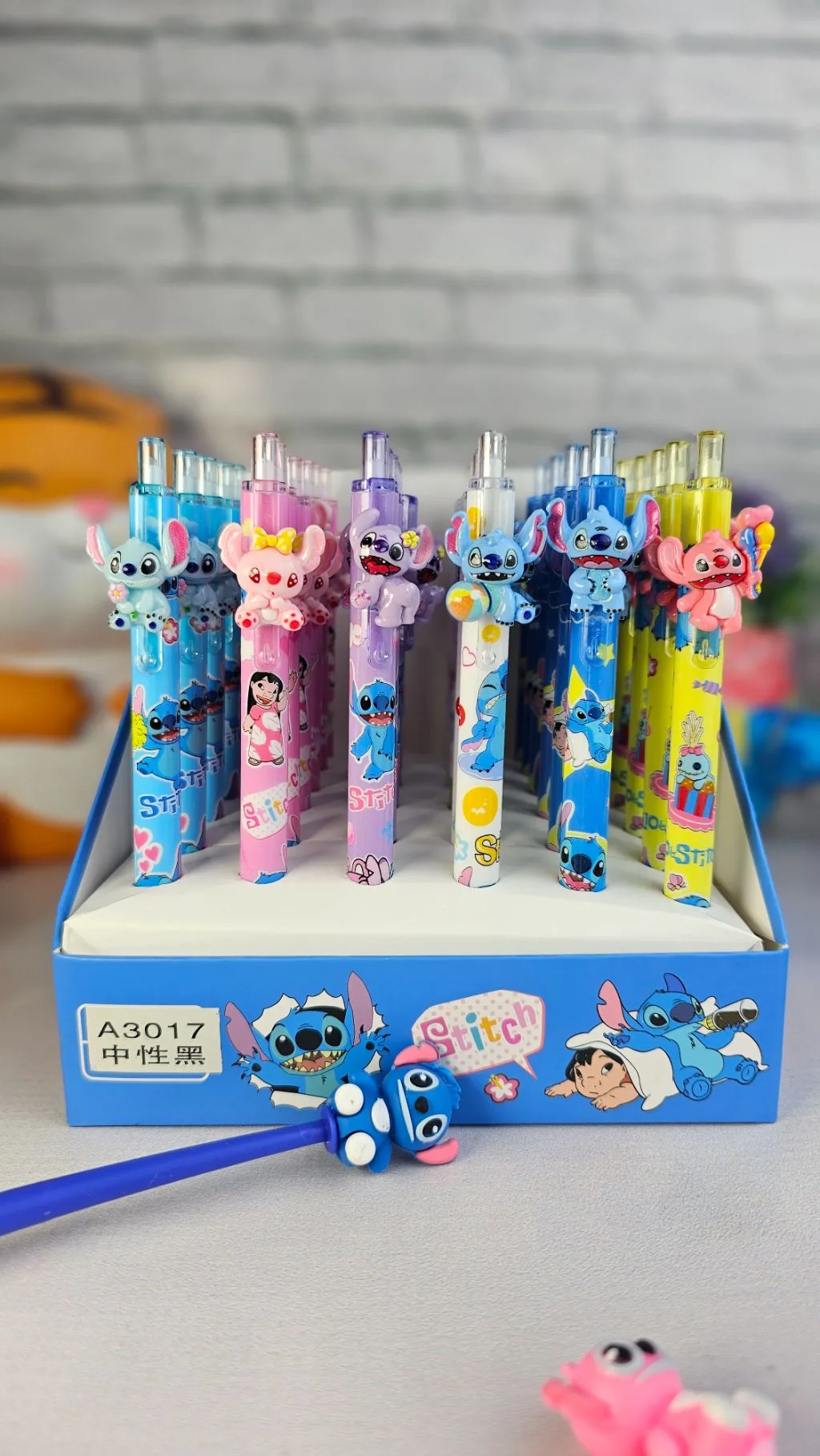 Random colour stitch black pen