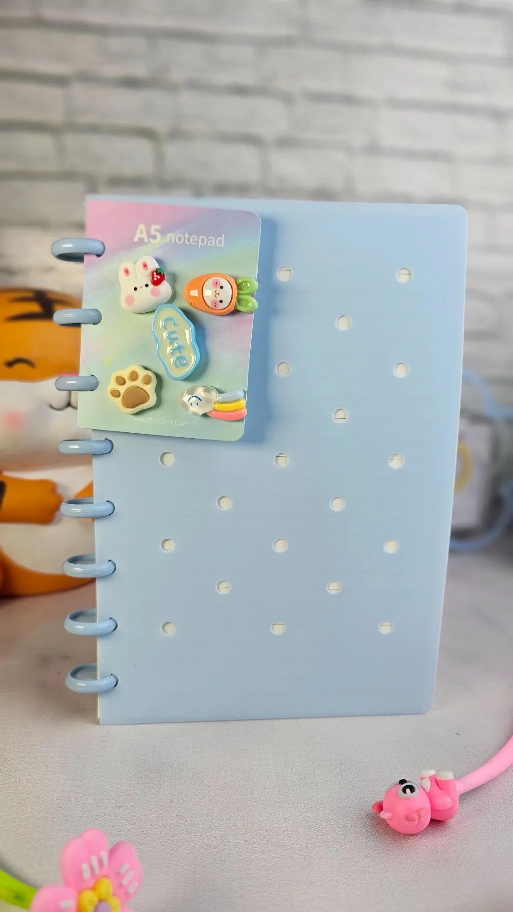 Buckle hole notebook ruled
